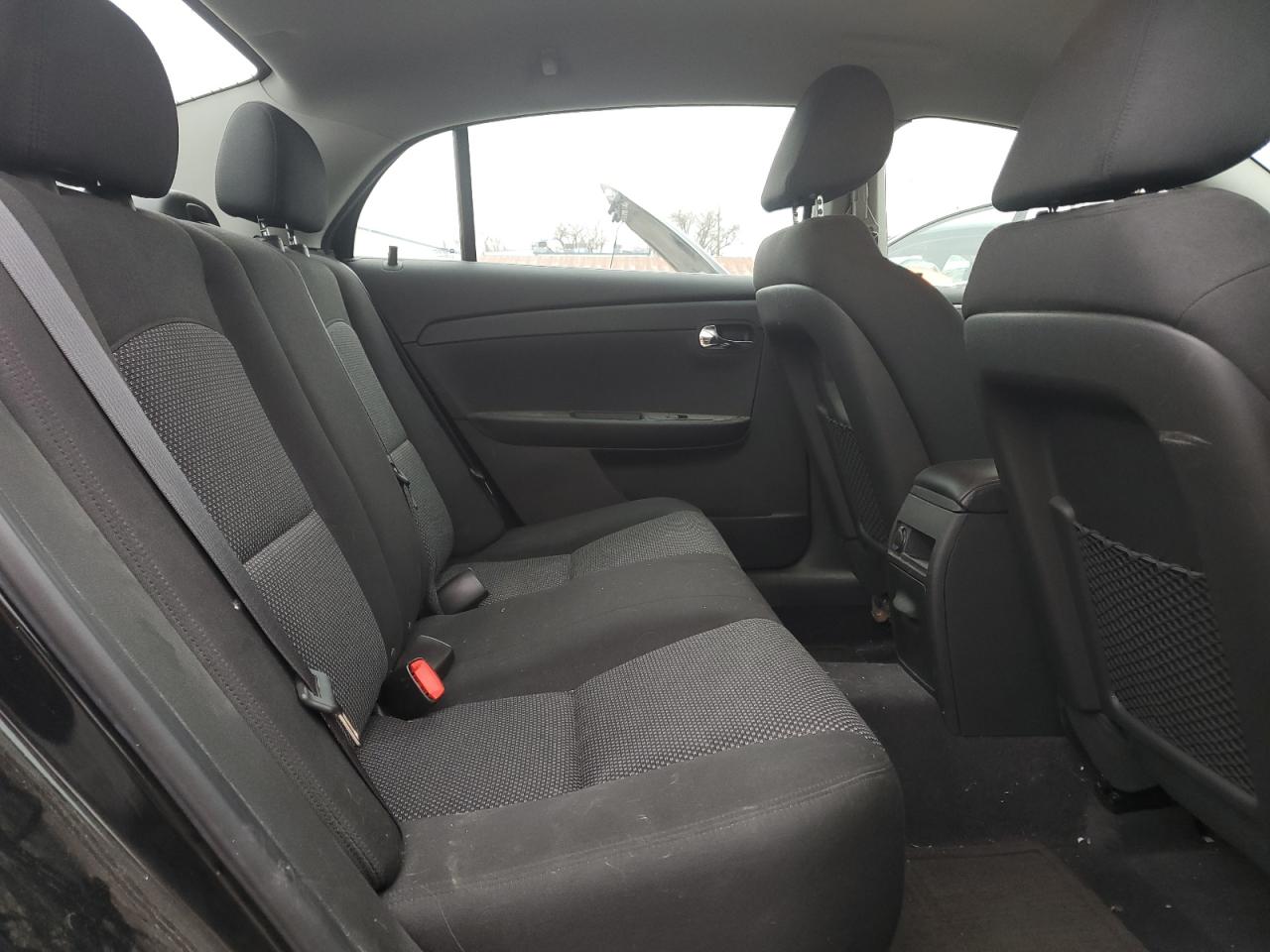 2011 Chevrolet Malibu - Image 10