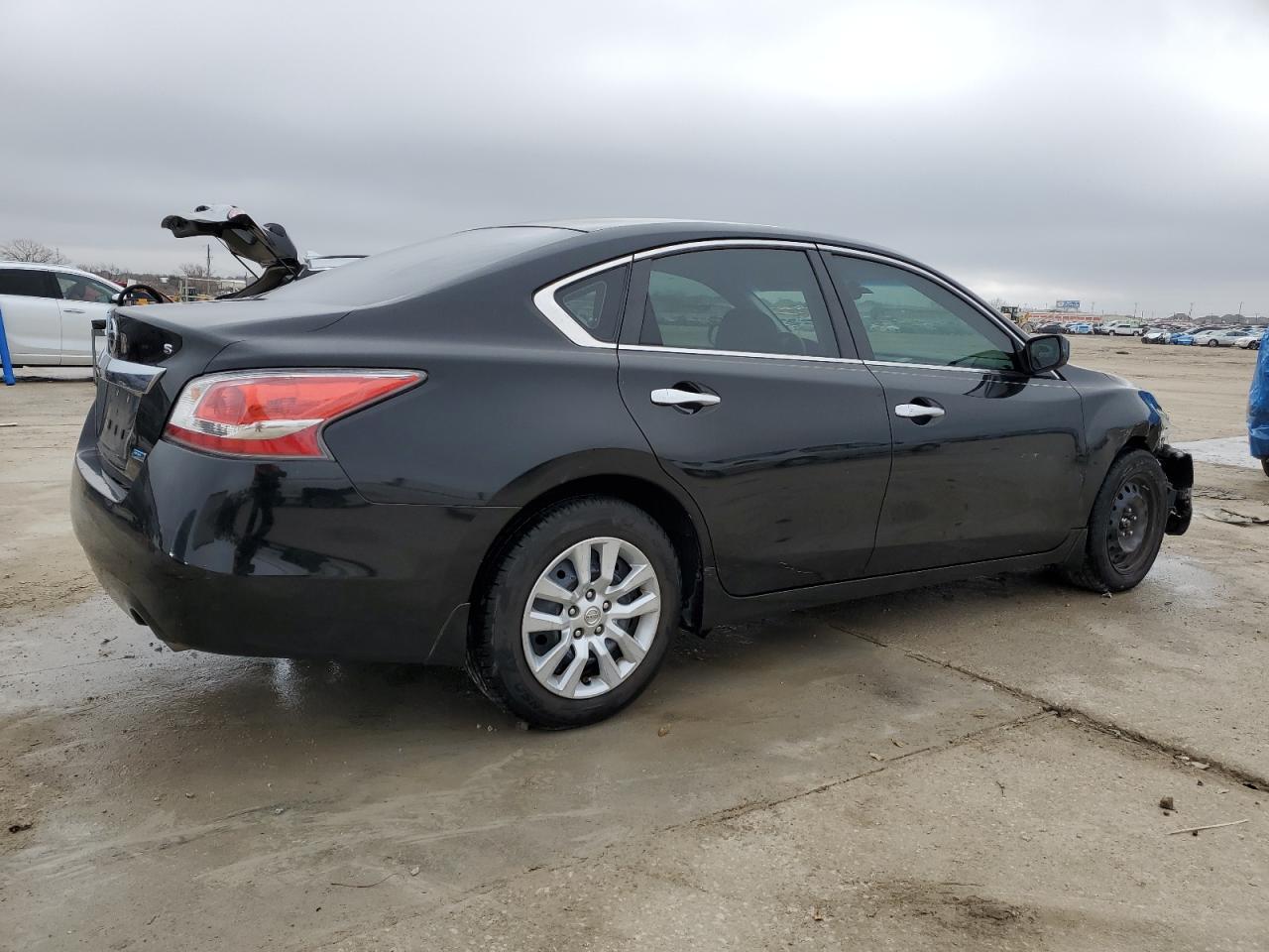 2014 Nissan Altima - Image 3