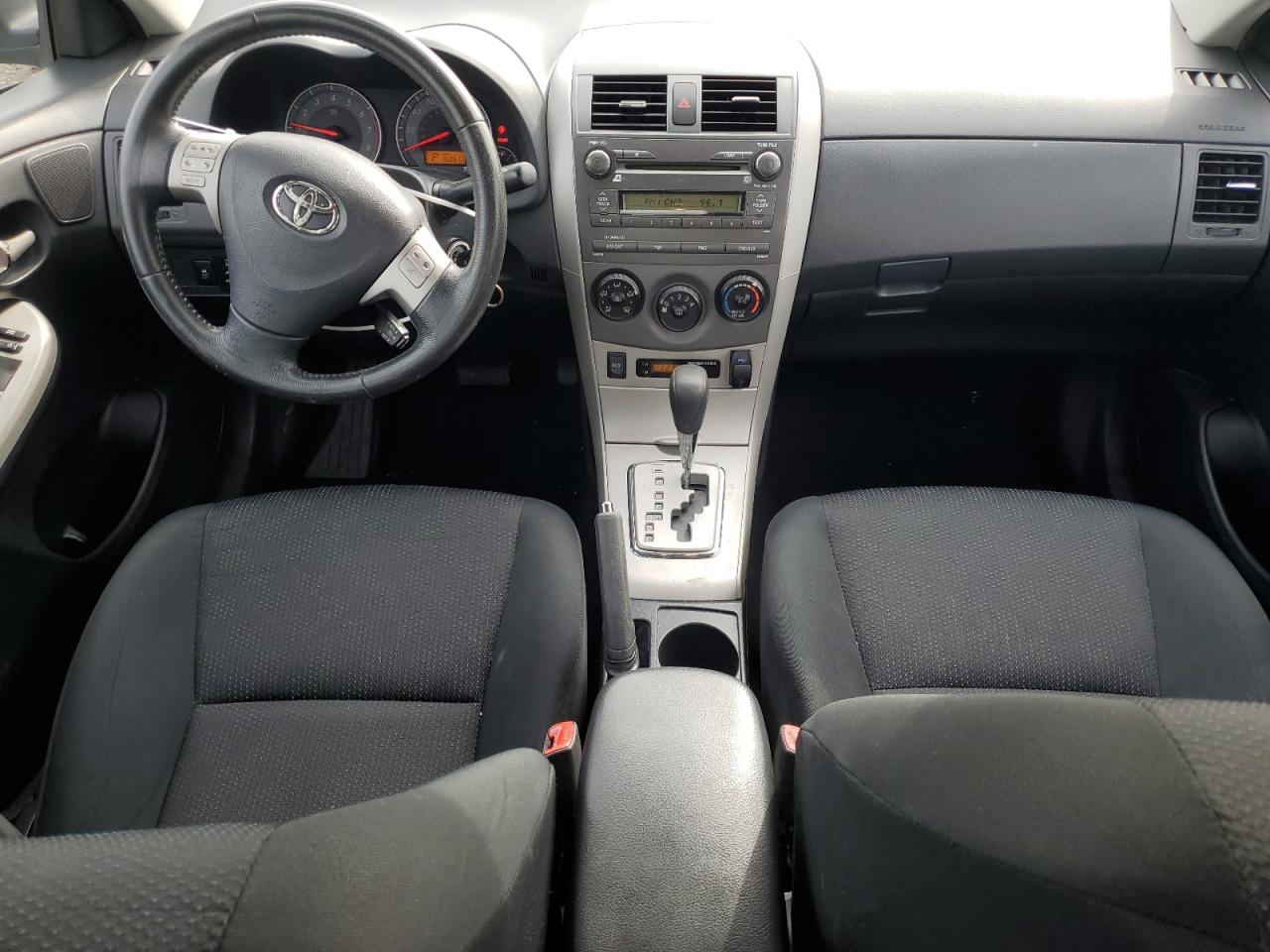 2010 Toyota Corolla - Image 8