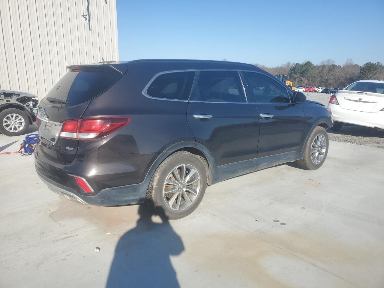 2017 Hyundai Santa Fe - Image 3