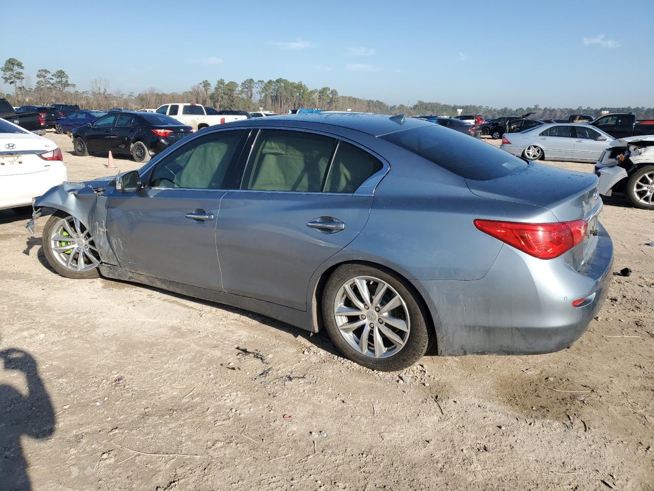 2017 Infiniti Q50 - Image 2