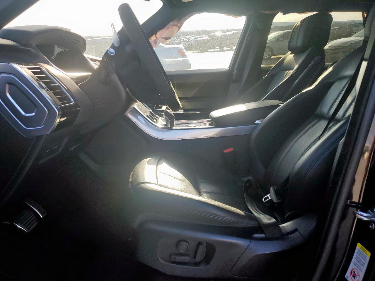 2020 Land Rover Range Rover - Image 7