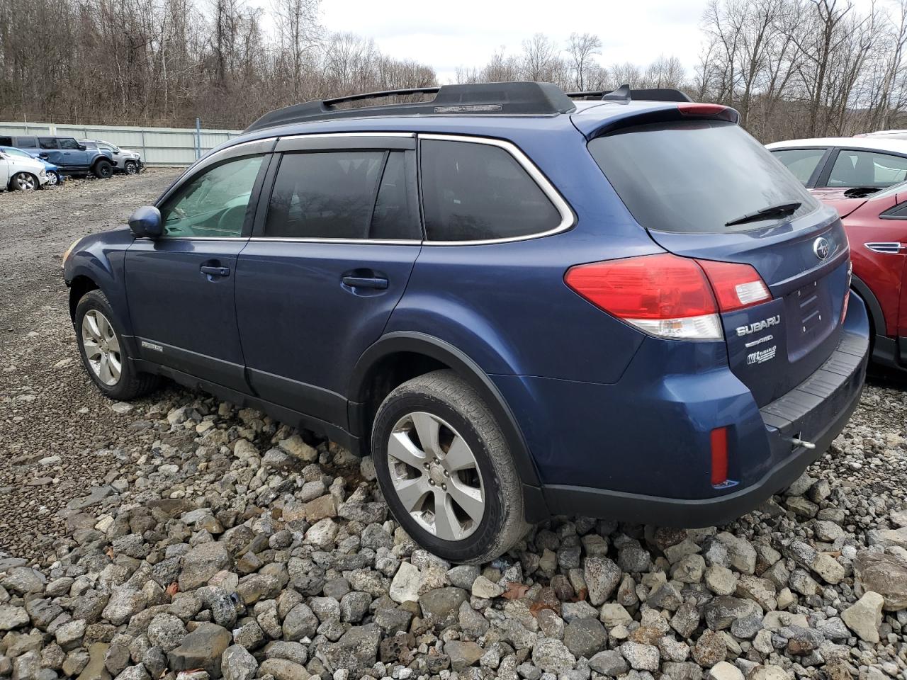 2011 Subaru Outback - Image 2