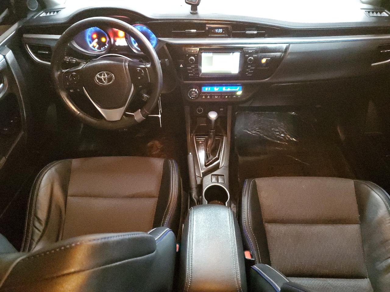 2015 Toyota Corolla - Image 8