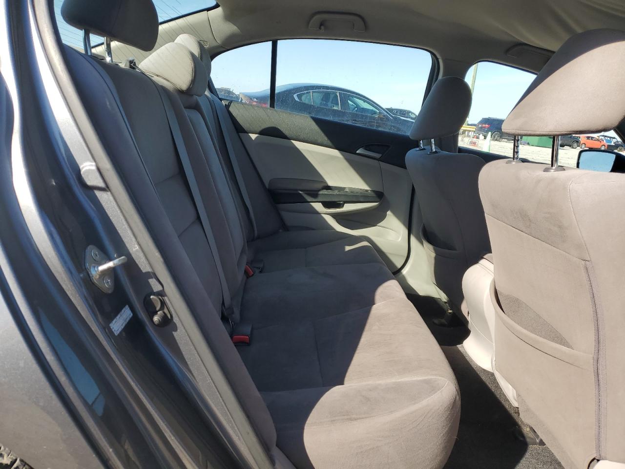 2012 Honda Accord - Image 10