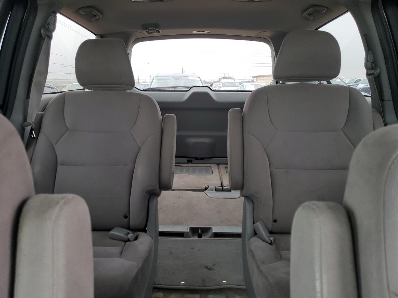 2009 Honda Odyssey - Image 10