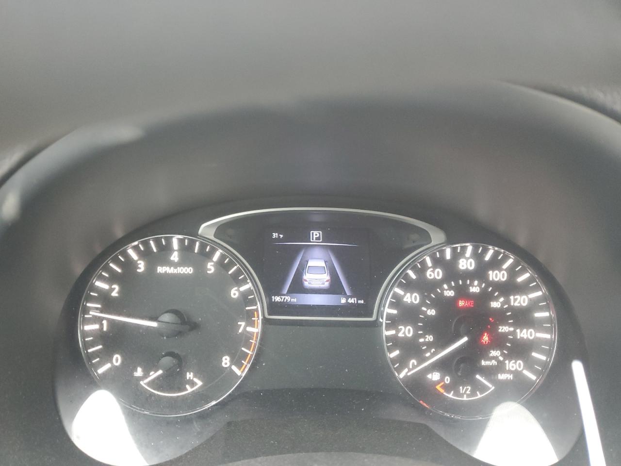 2017 Nissan Altima - Image 9