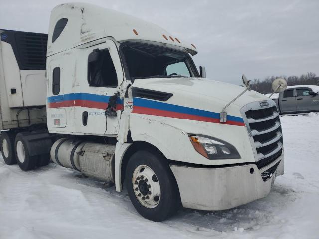 2020 Freightliner Cascadia Semi Truck