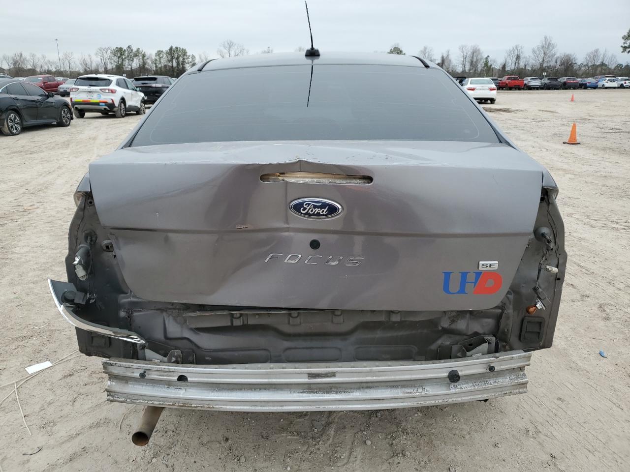 2011 Ford Focus - Image 6