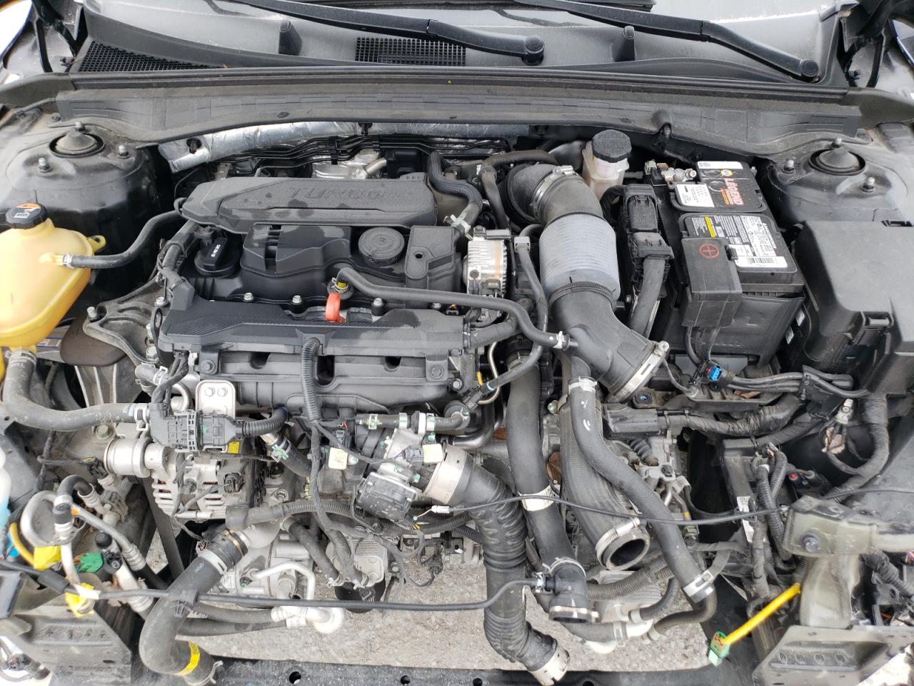 2023 Kia K5 - Image 11