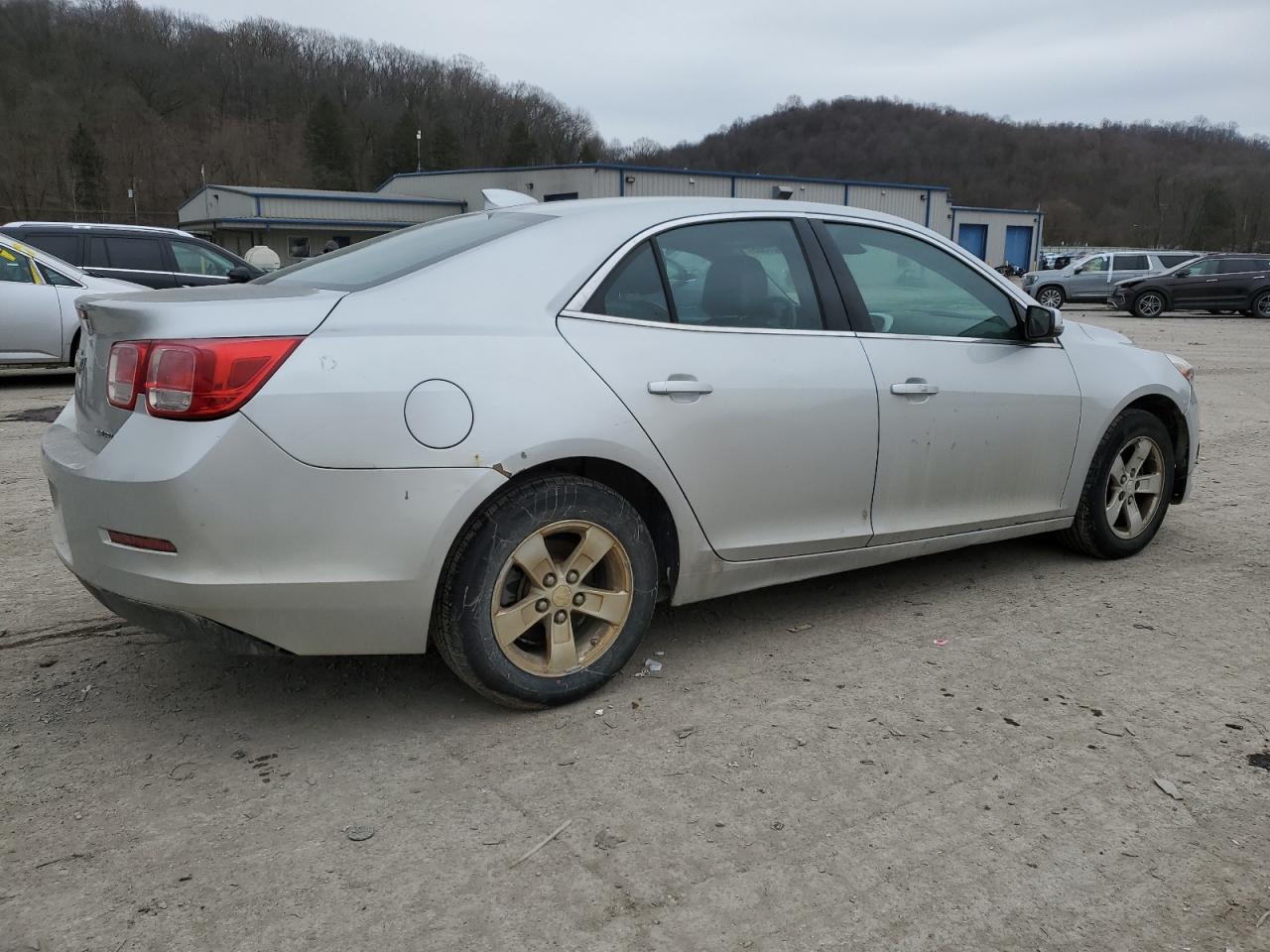 2016 Chevrolet Malibu - Image 3