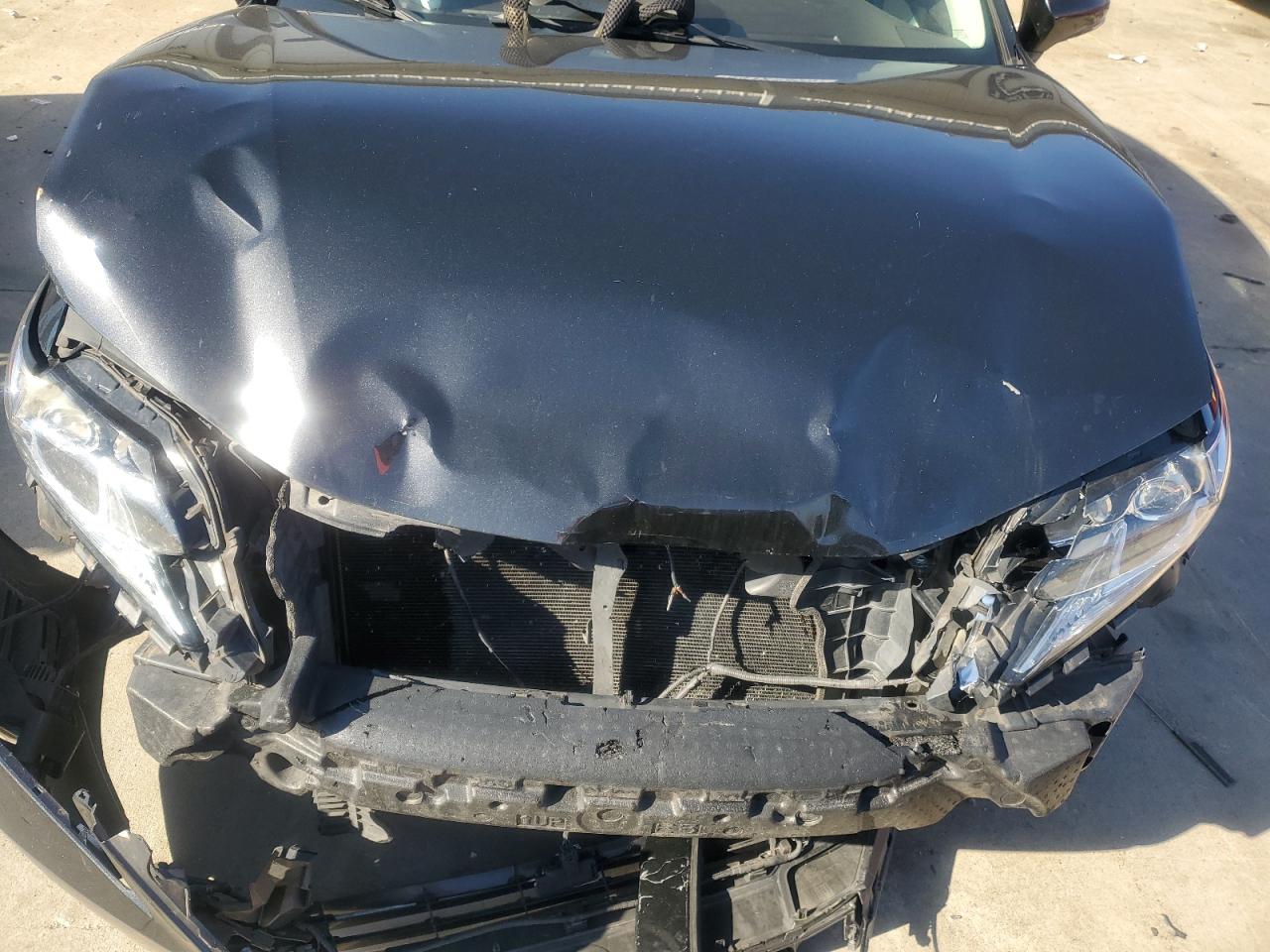 2016 Lexus ES - Image 11