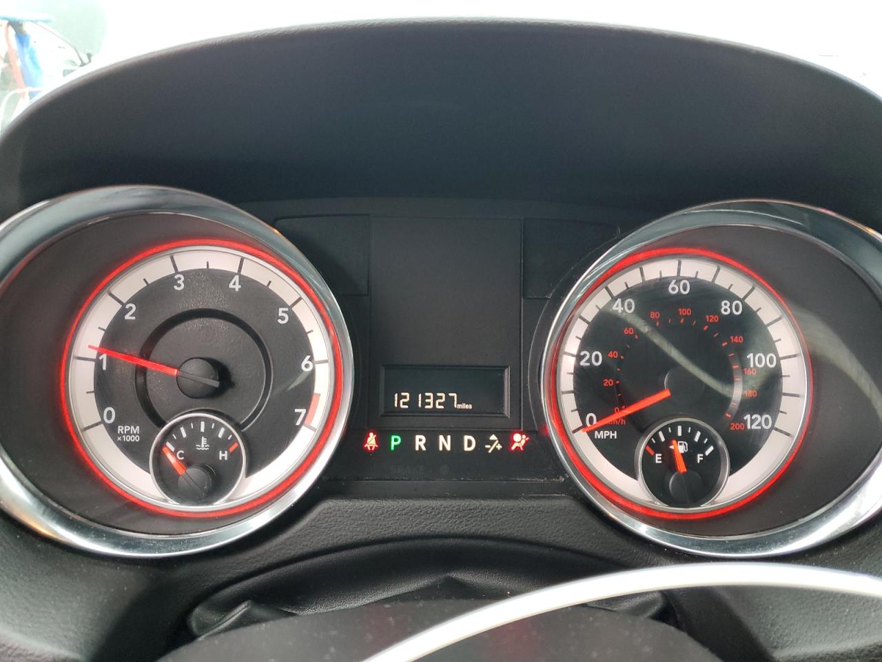 2018 Dodge Caravan - Image 9