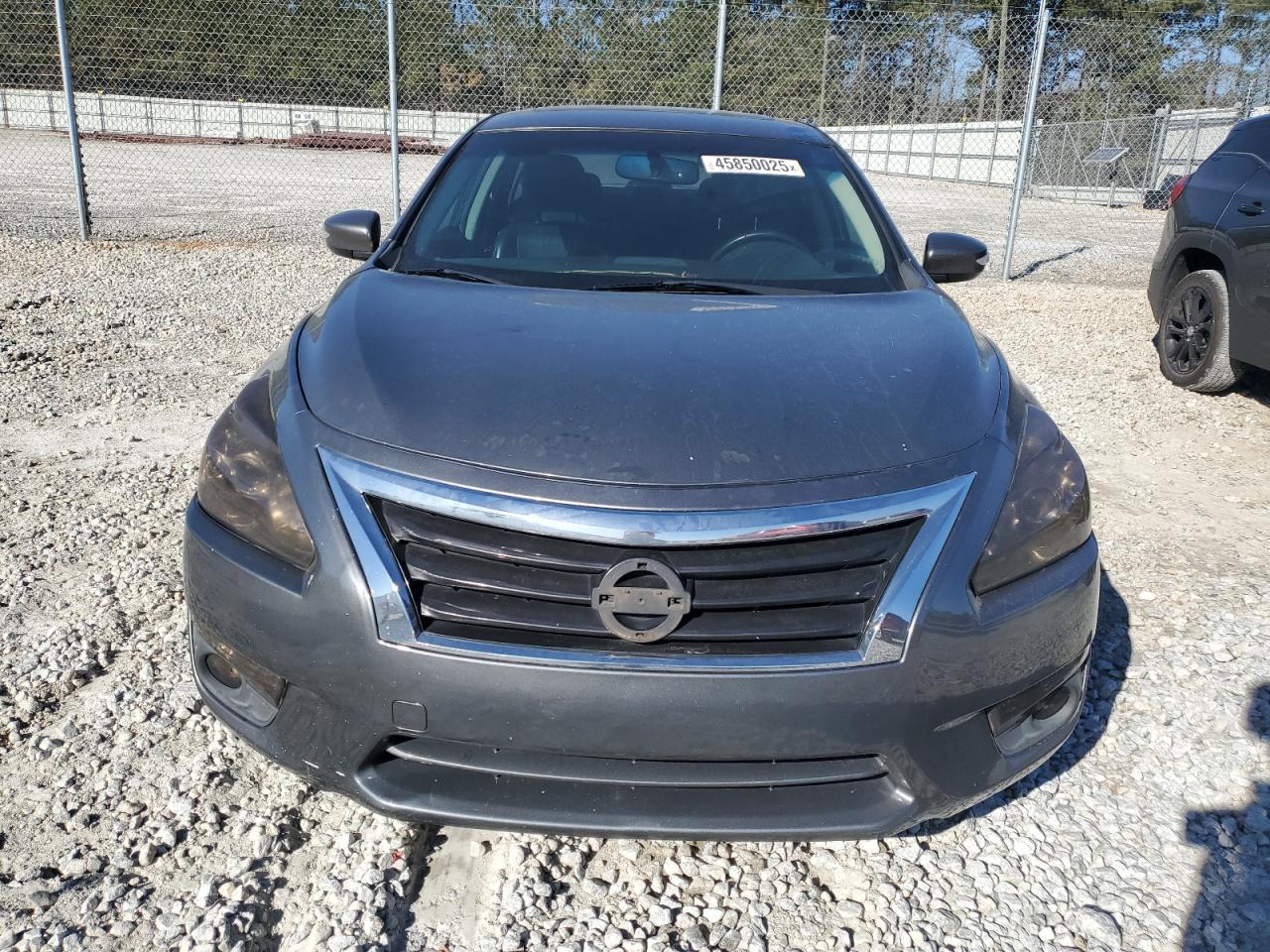 2015 Nissan Altima - Image 5