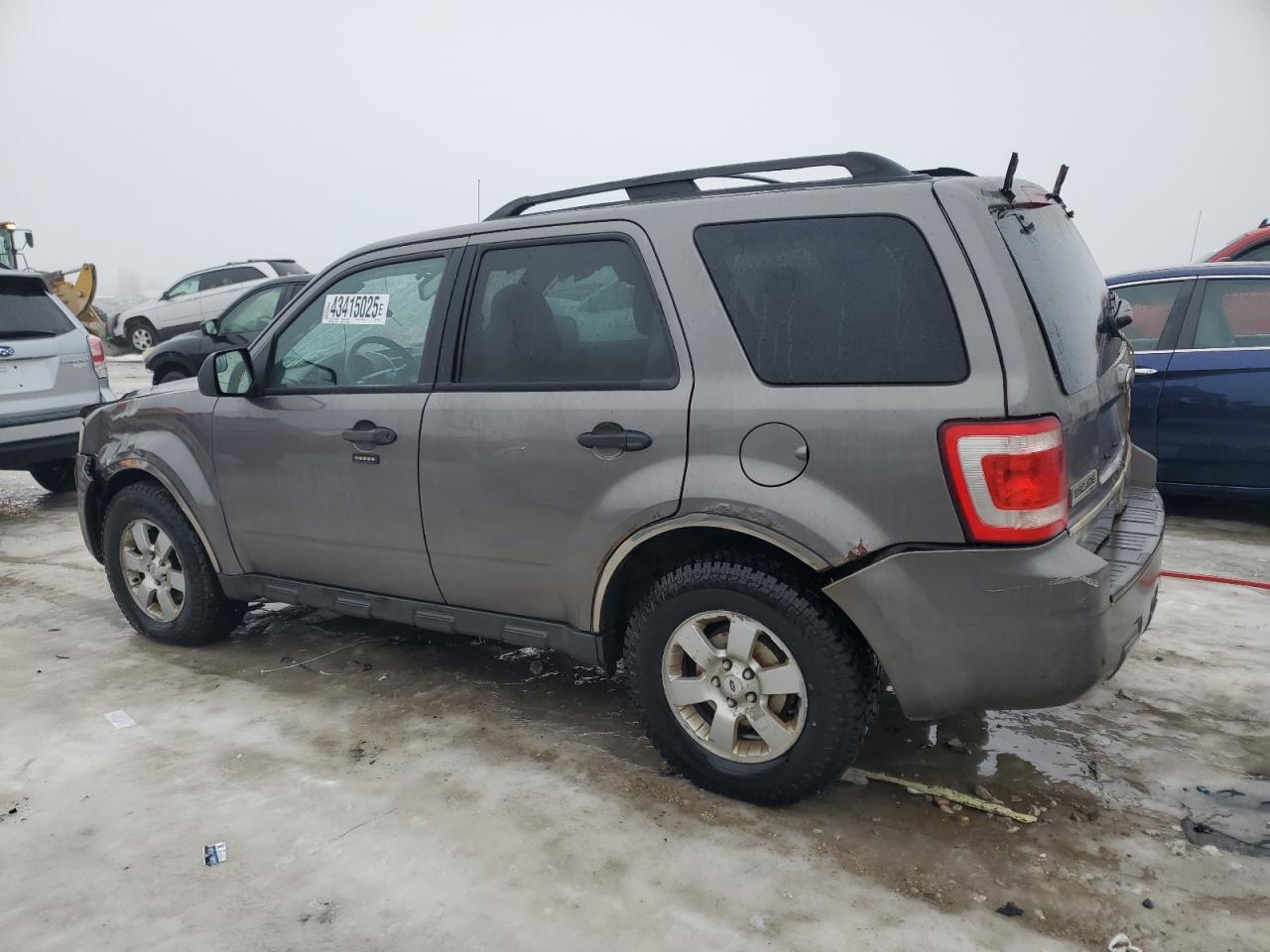 2010 Ford Escape - Image 2
