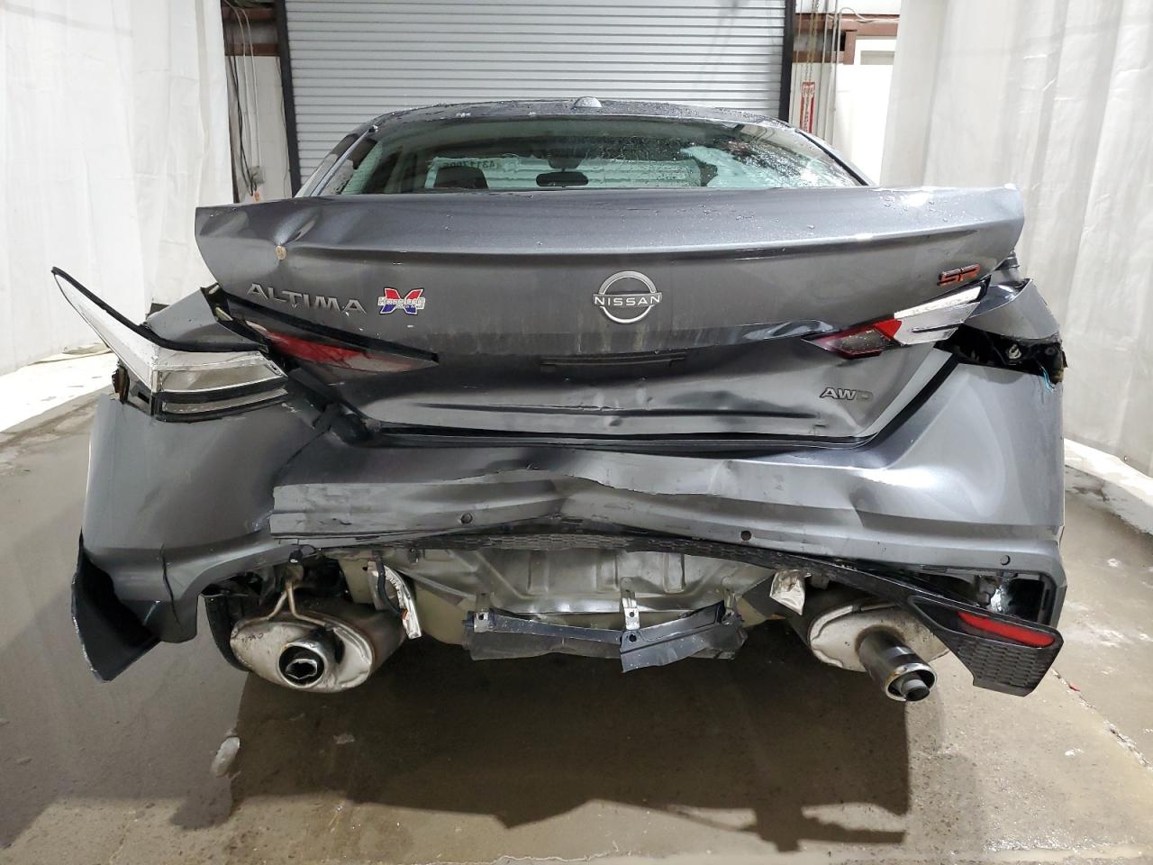 2024 Nissan Altima - Image 6