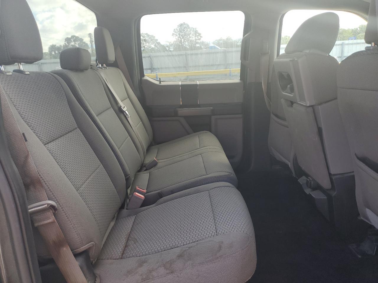 2018 Ford F-150 - Image 10