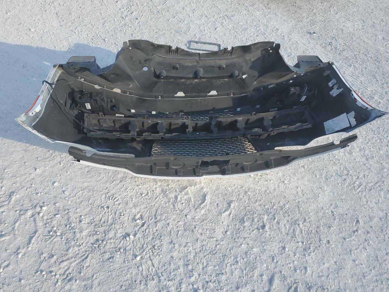 2019 Chrysler 300 - Image 12