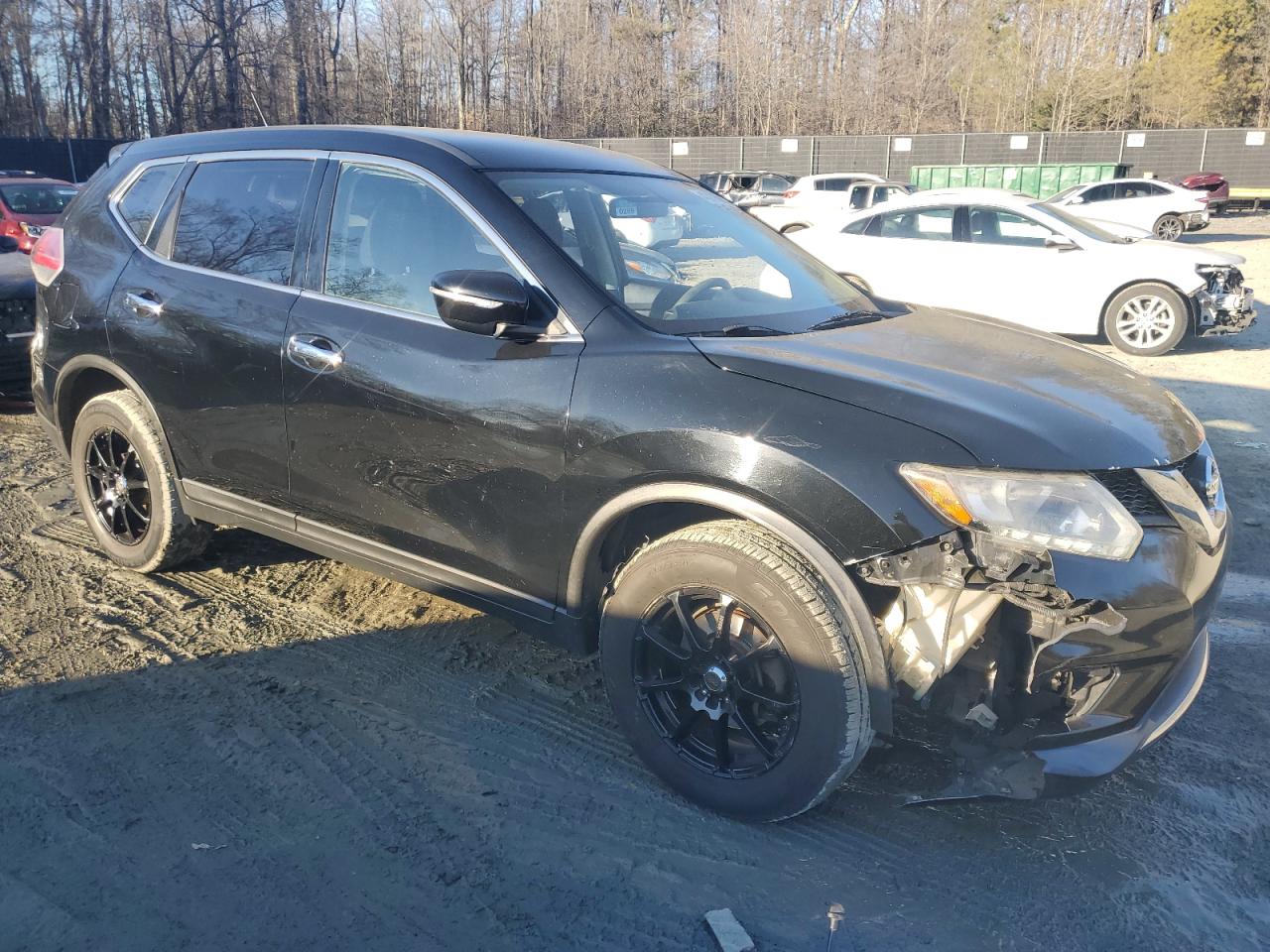 2015 Nissan Rogue - Image 4