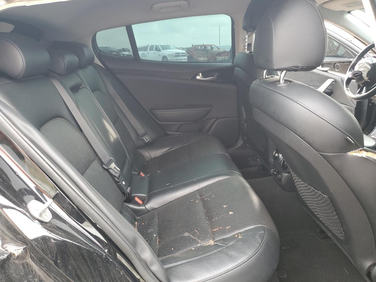 2019 Kia Stinger - Image 11