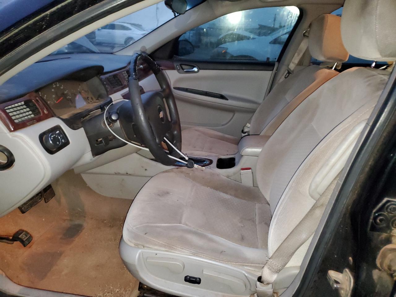 2010 Chevrolet Impala - Image 7
