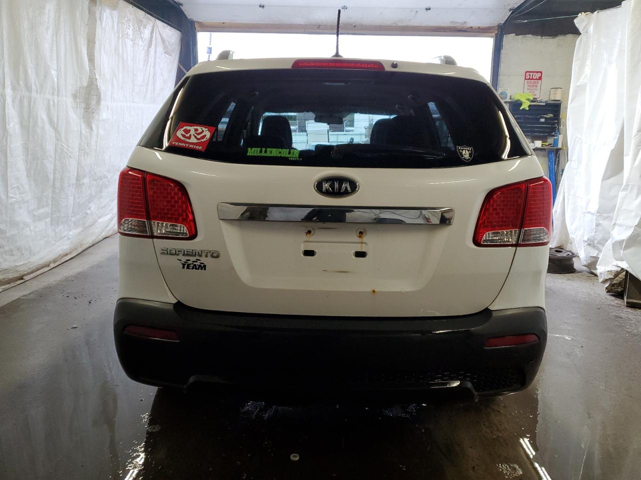 2011 Kia Sorento - Image 6