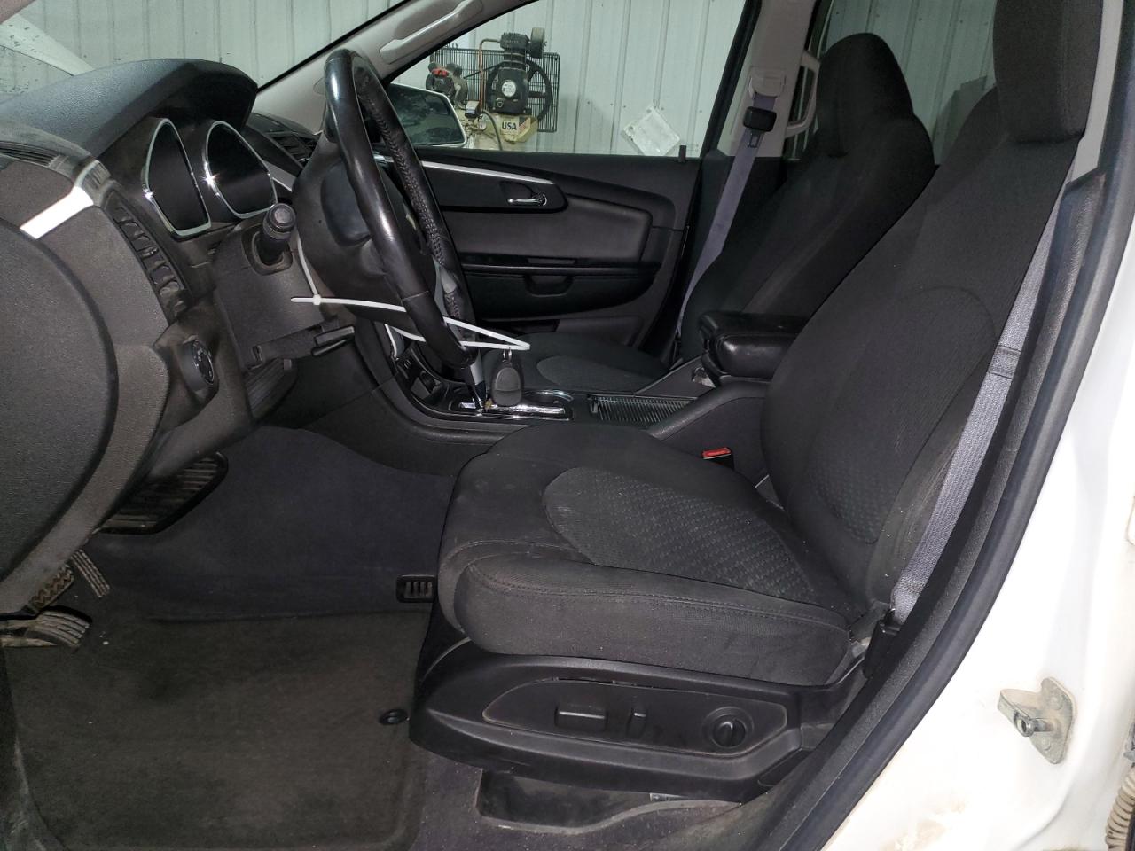 2011 Chevrolet Traverse - Image 7