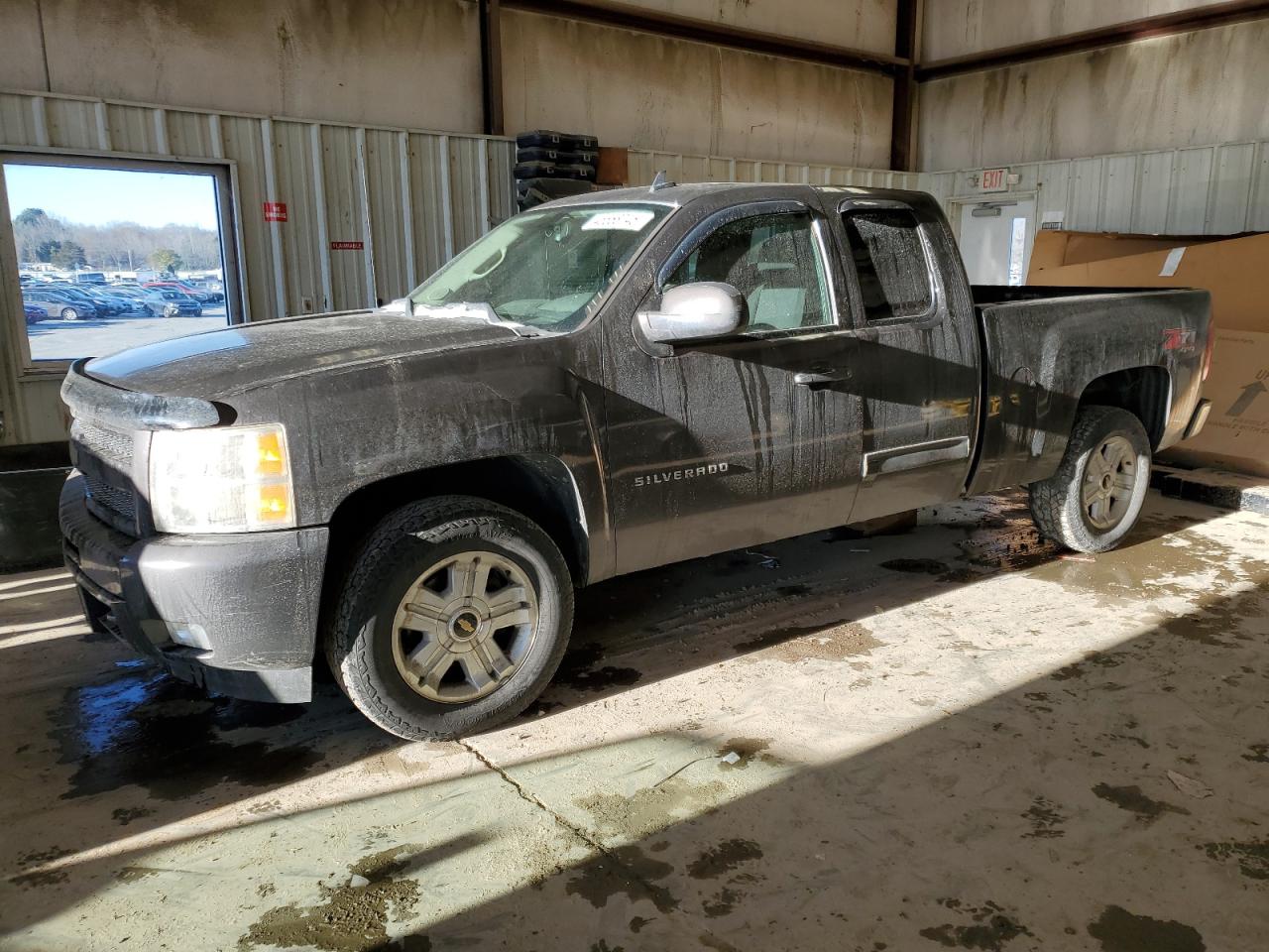 2010 Chevrolet Silverado - Image 1