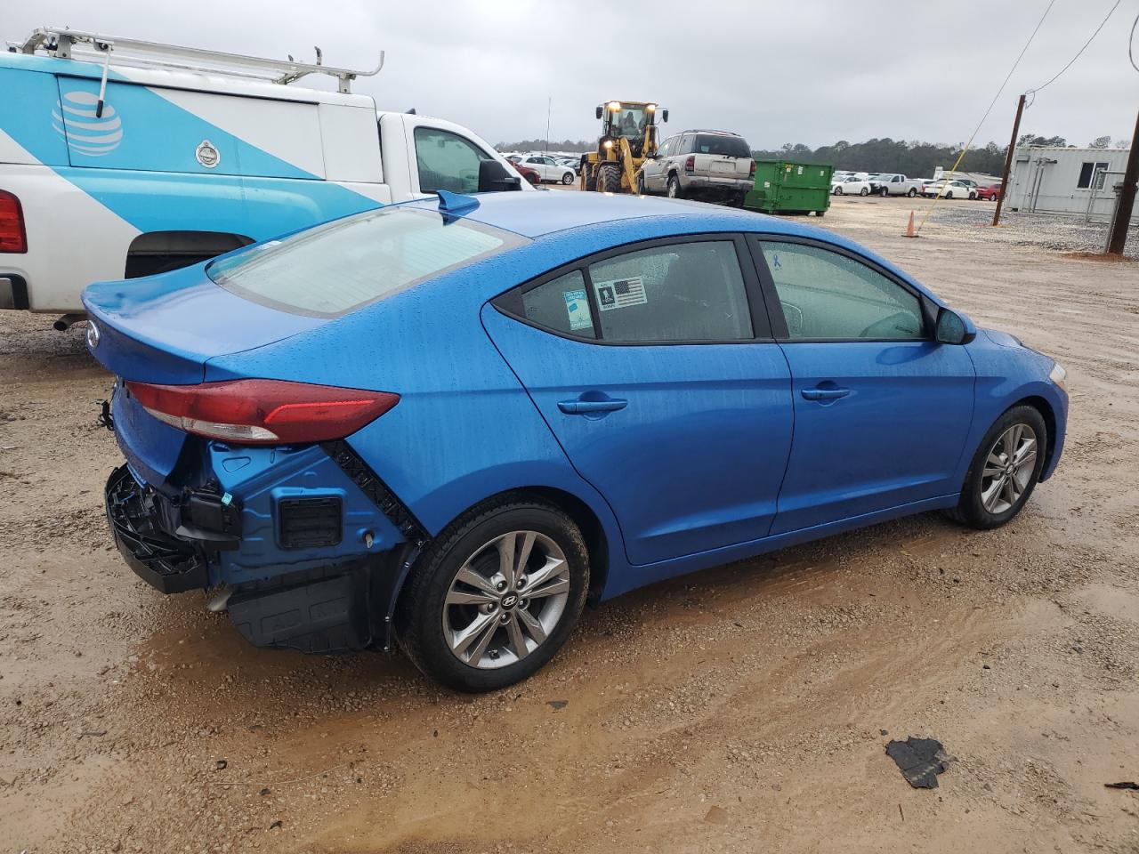 2017 Hyundai Elantra - Image 3
