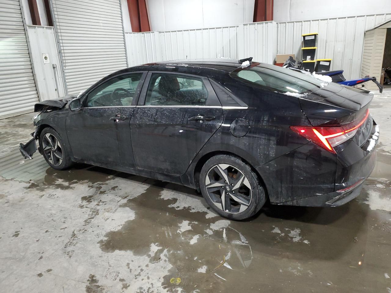 2021 Hyundai Elantra - Image 2