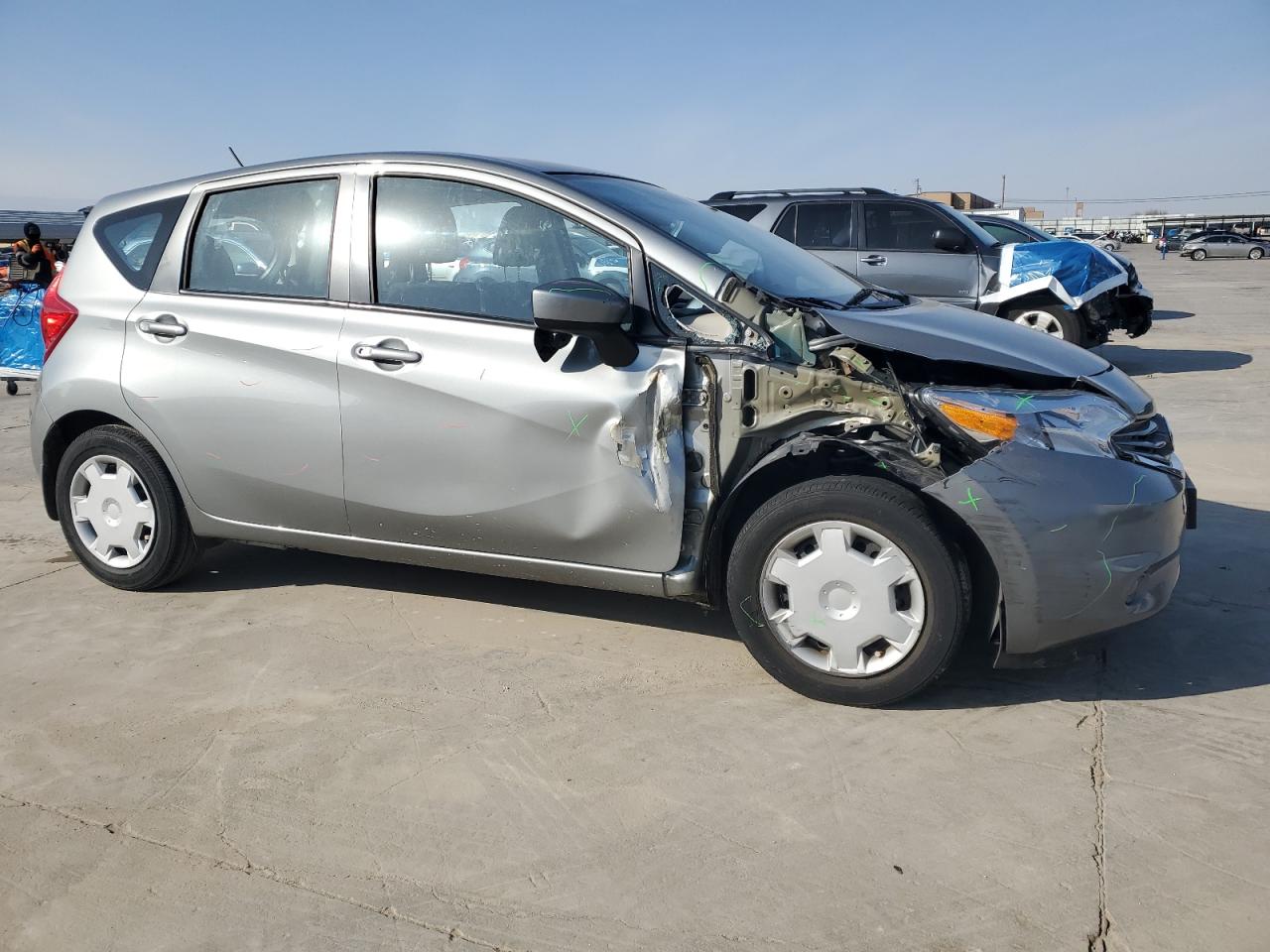 2015 Nissan Versa - Image 4