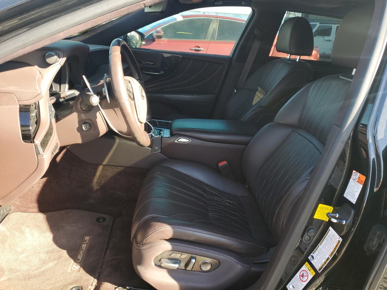 2018 Lexus LS - Image 7