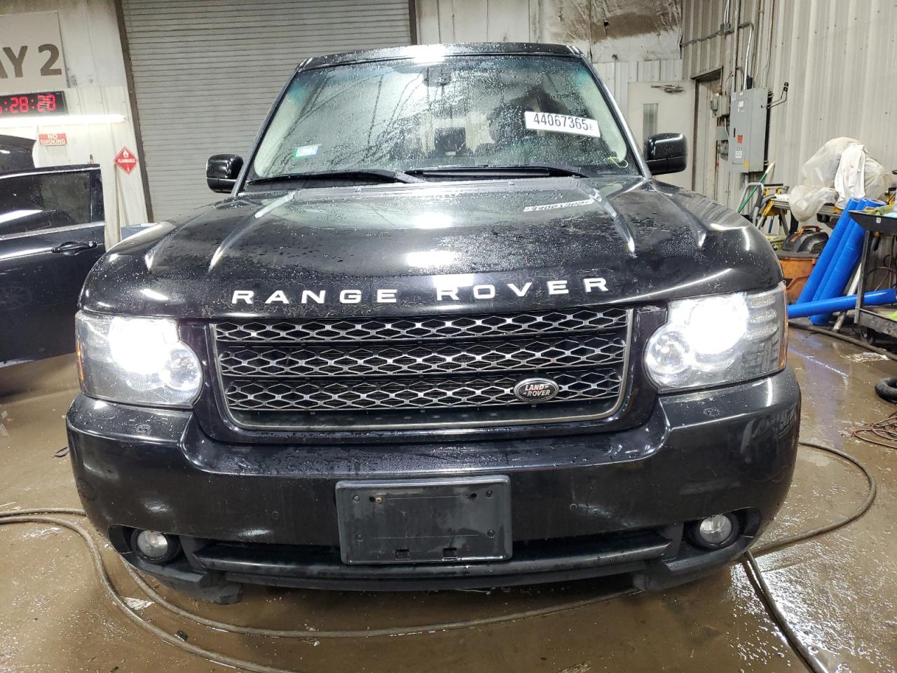 2012 Land Rover Range Rover - Image 5