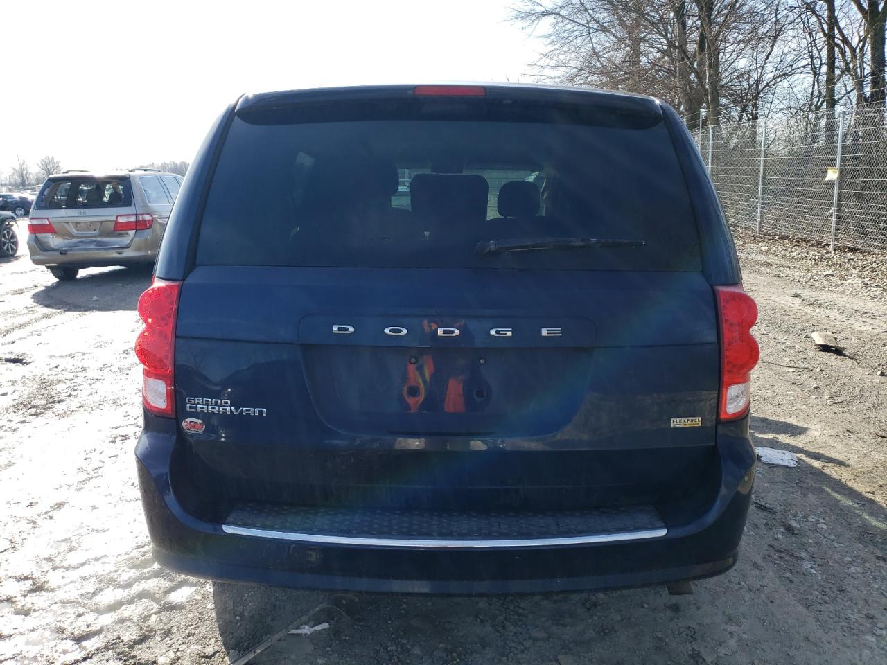 2017 Dodge Caravan - Image 6