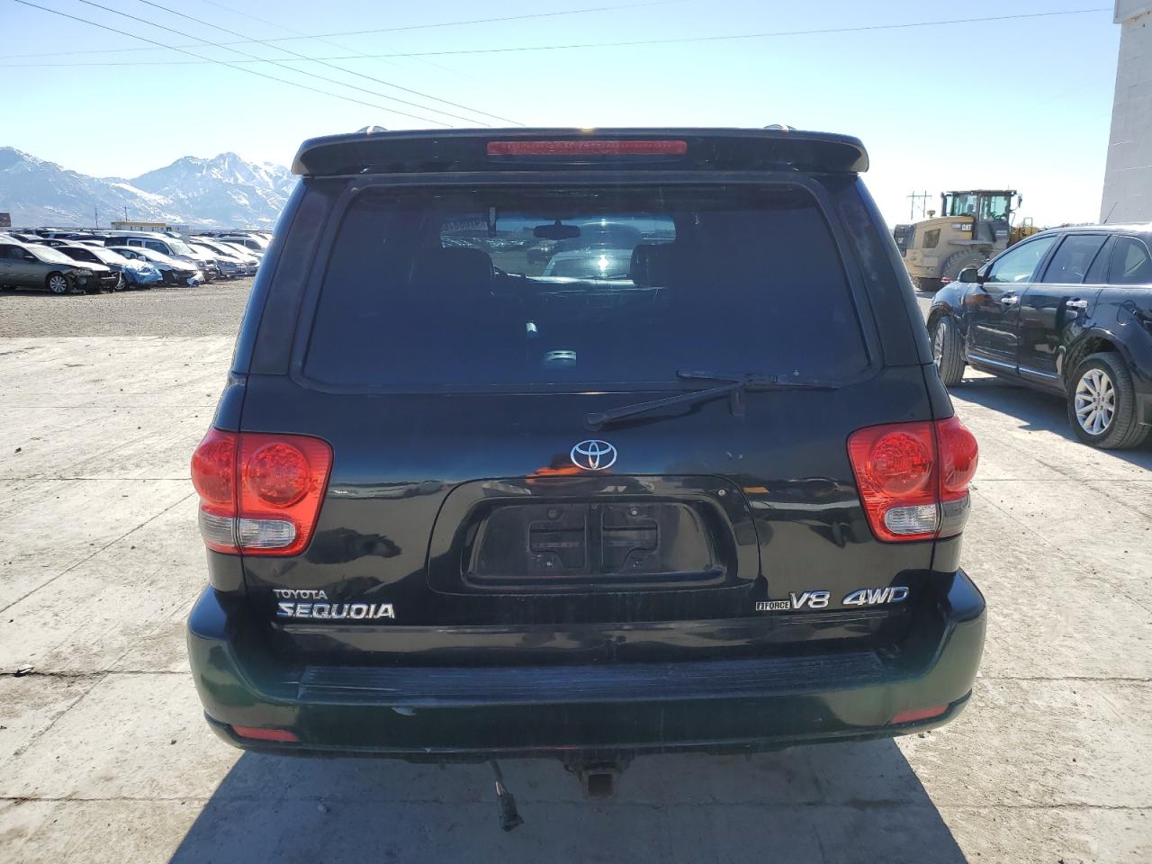 2005 Toyota Sequoia - Image 6