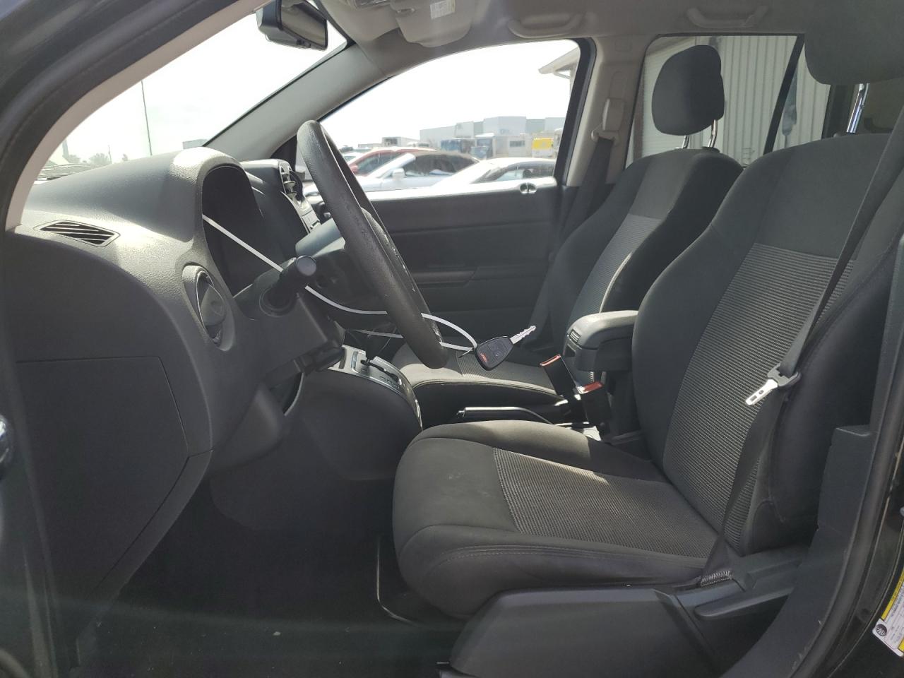 2017 Jeep Compass - Image 7