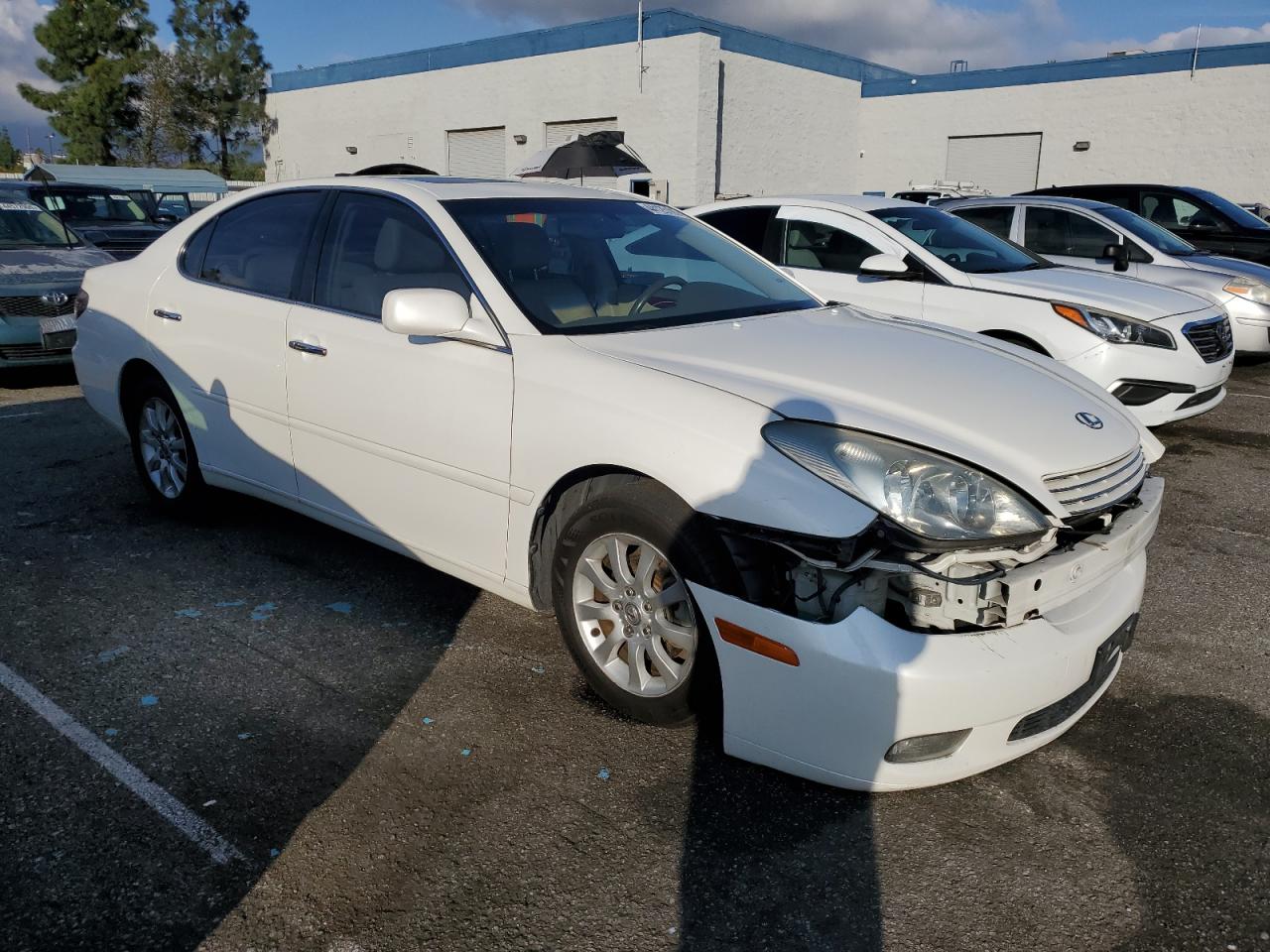 2003 Lexus ES - Image 4