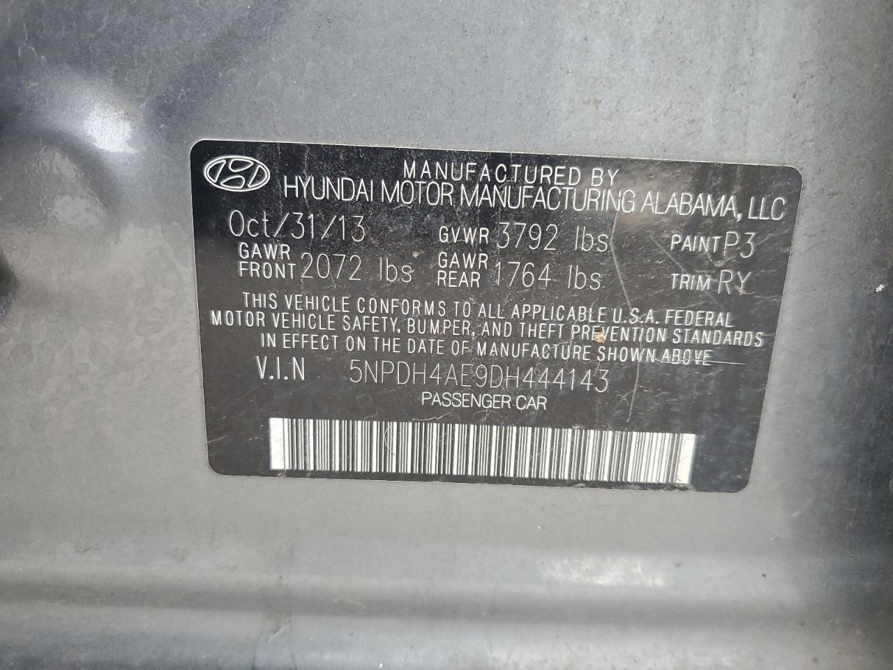 2013 Hyundai Elantra - Image 12