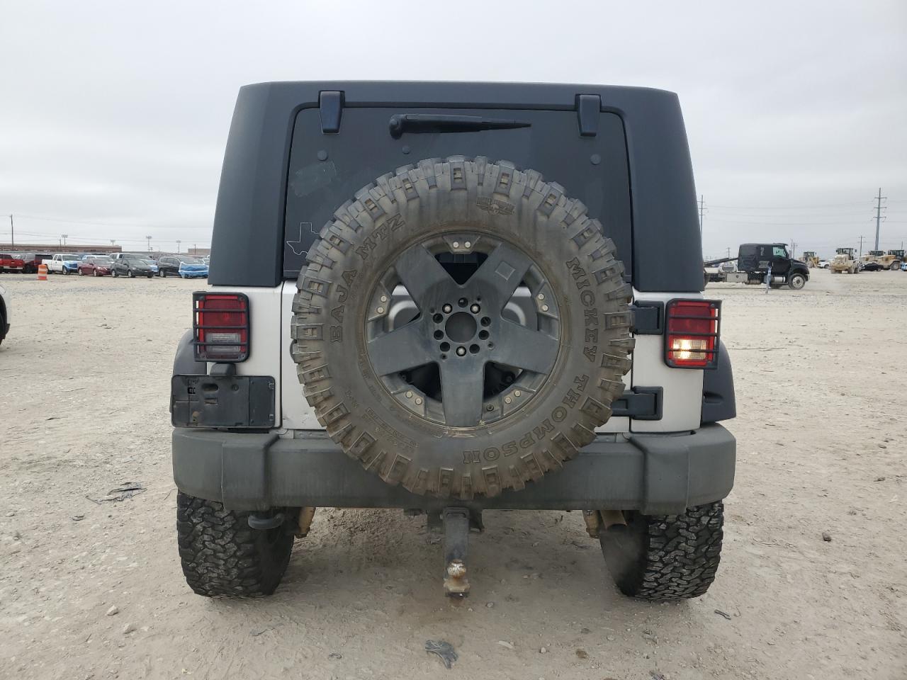 2009 Jeep Wrangler - Image 6