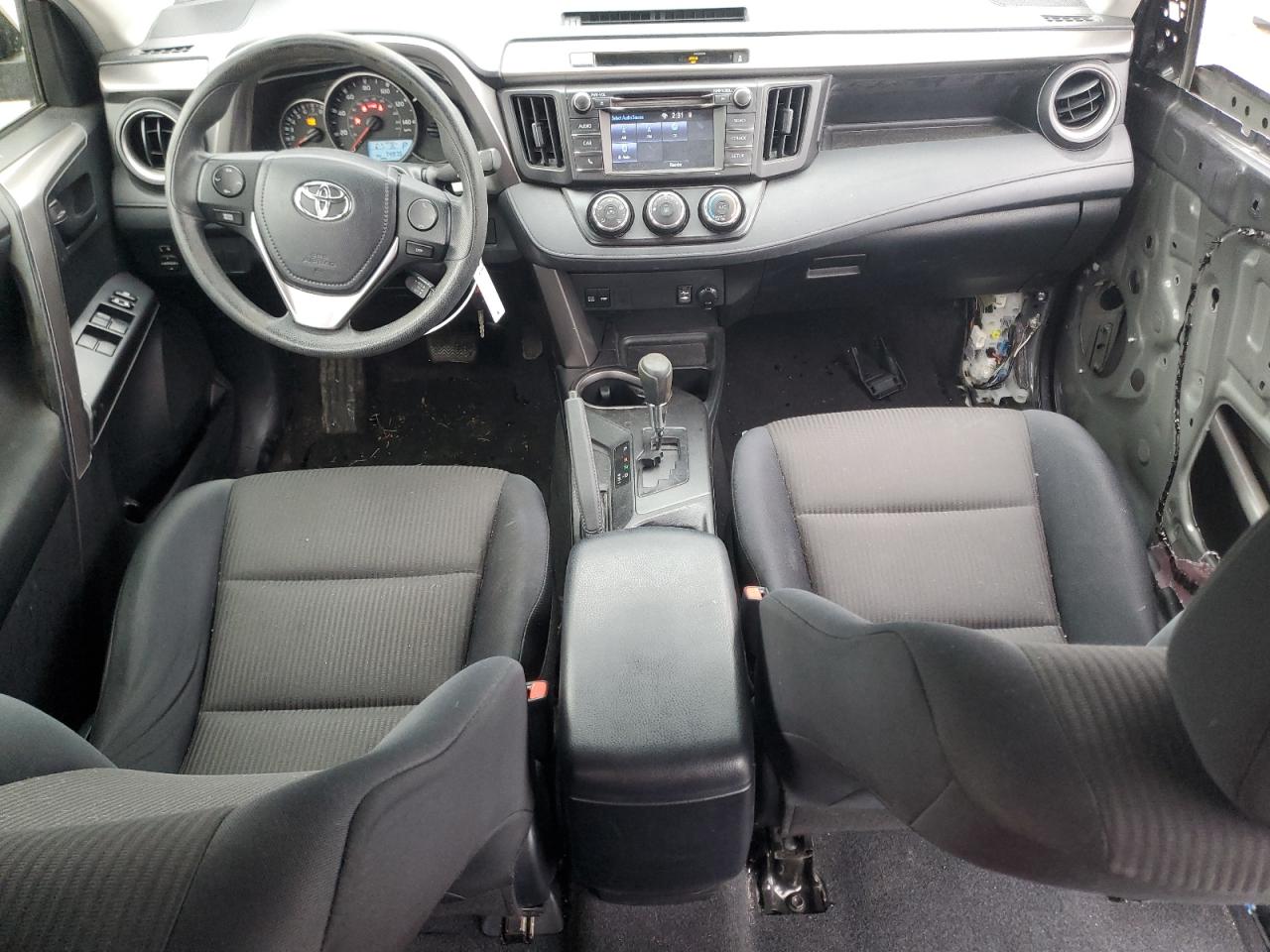 2016 Toyota RAV 4 - Image 8