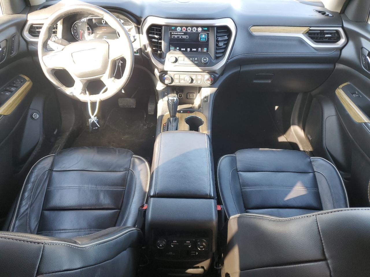 2017 GMC Acadia - Image 8