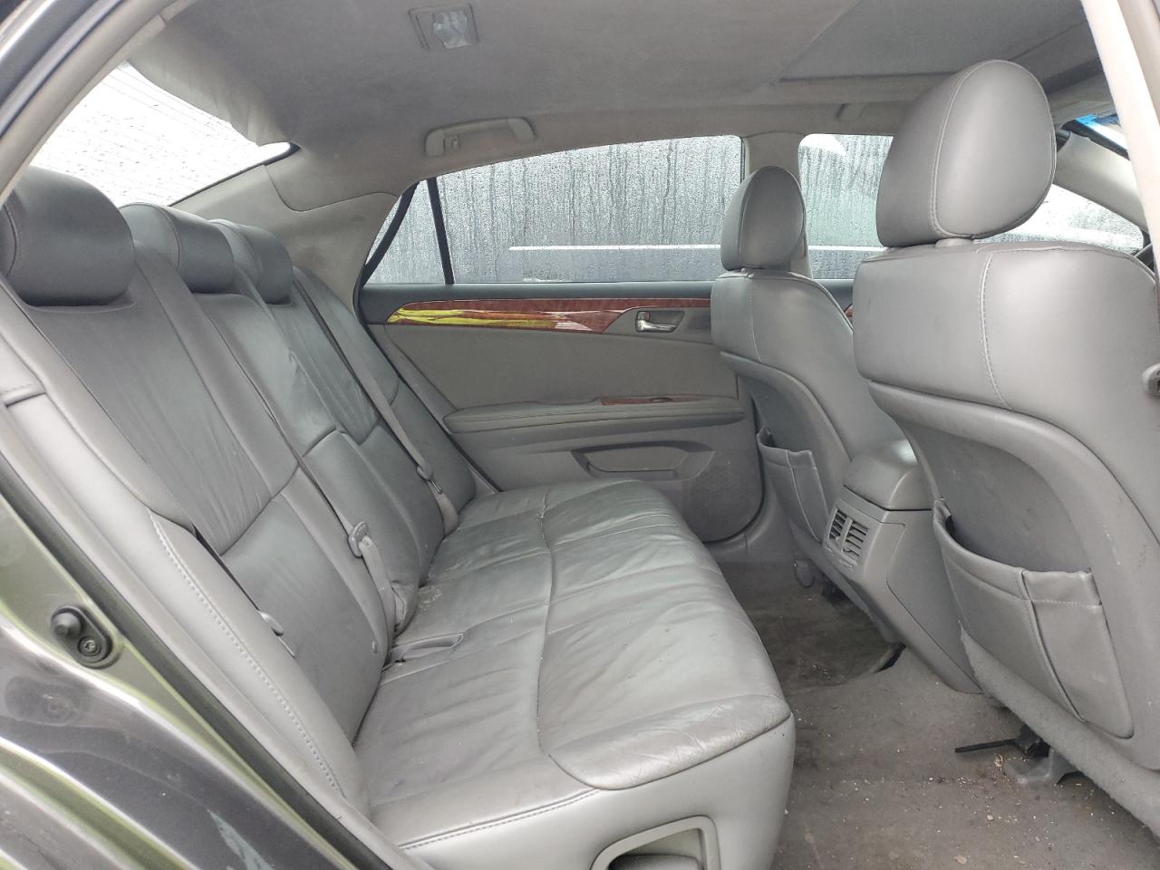 2007 Toyota Avalon - Image 10