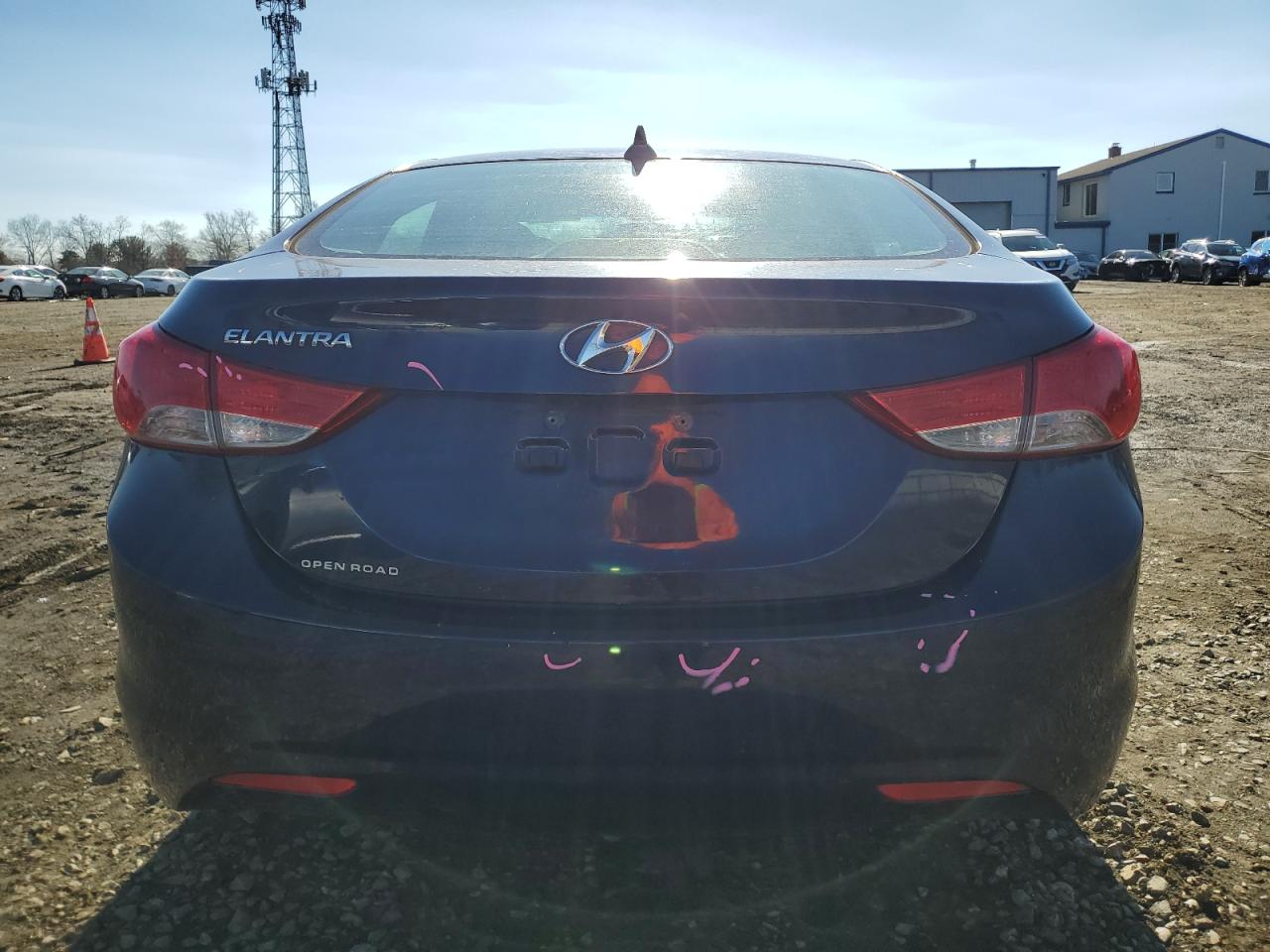 2013 Hyundai Elantra - Image 6