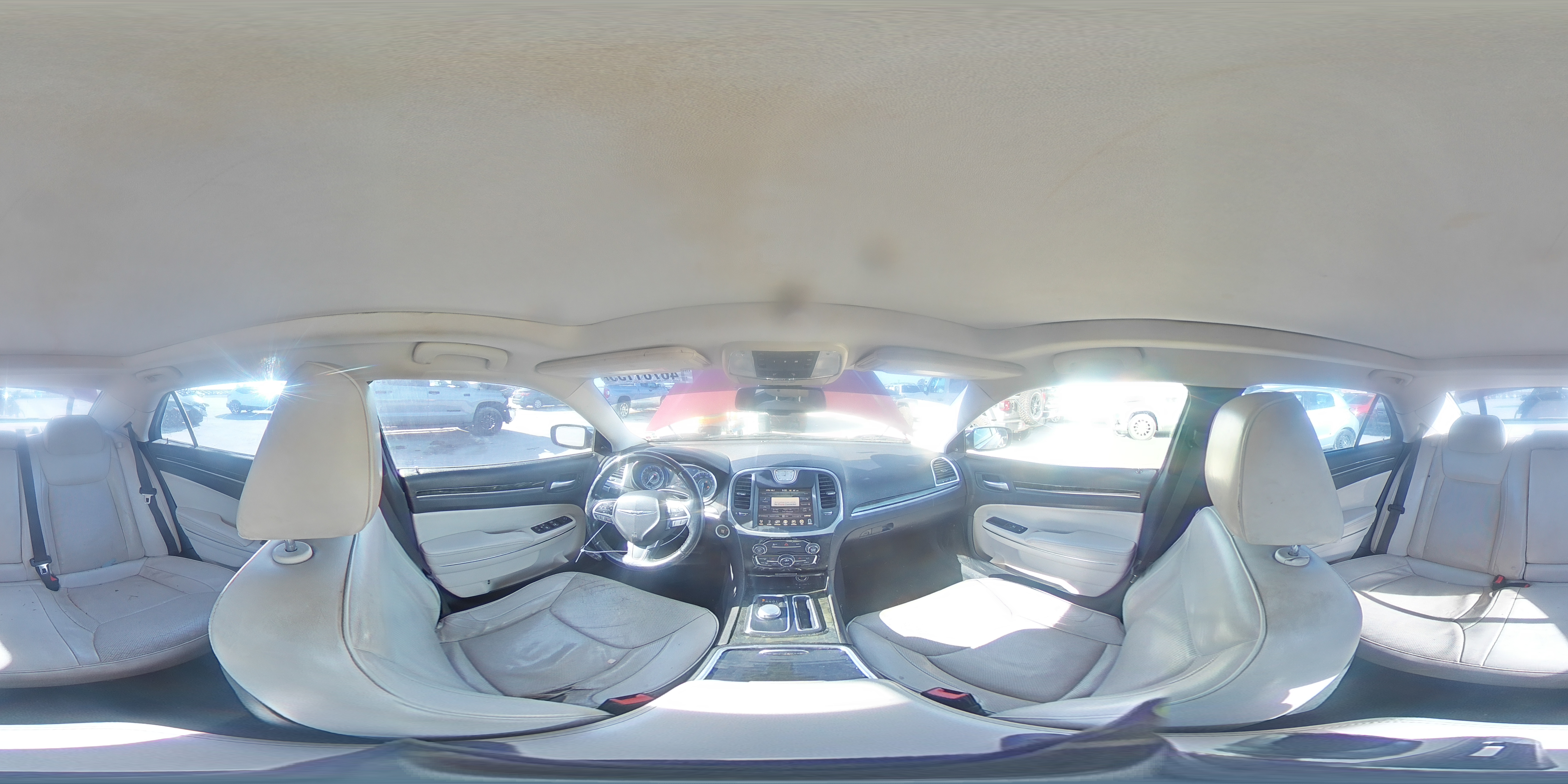 2016 Chrysler 300 - Image 12
