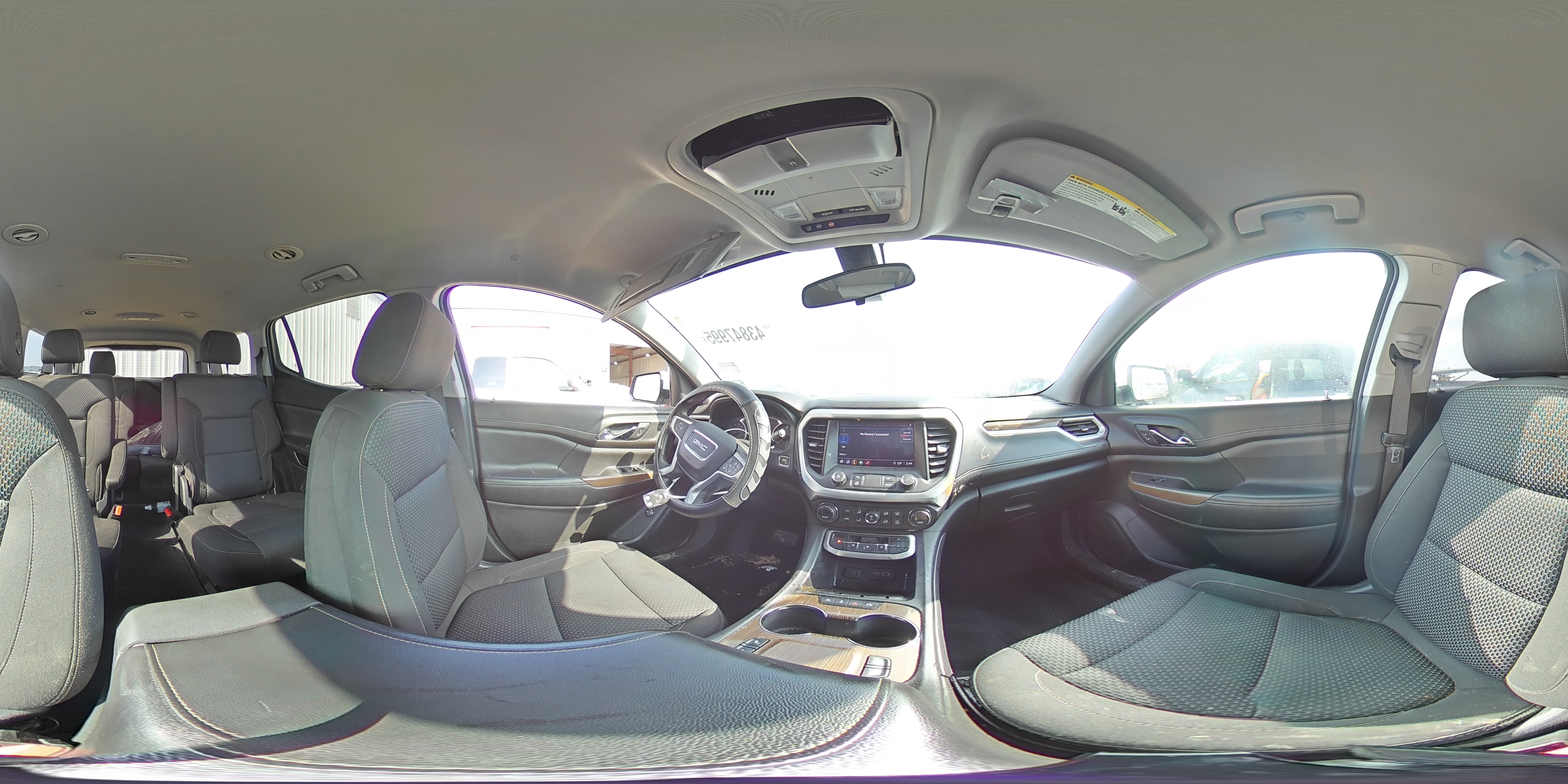2021 GMC Acadia - Image 15