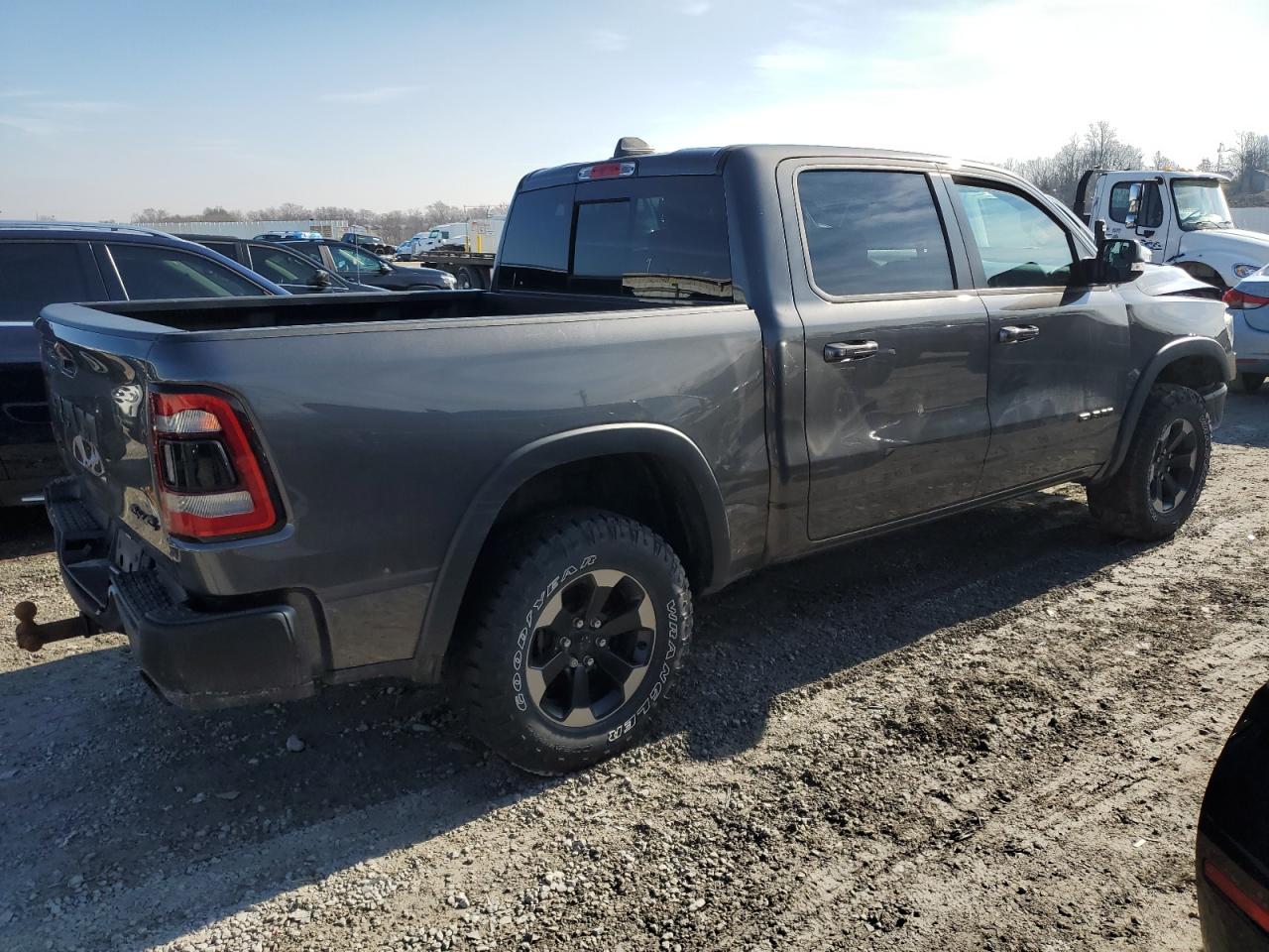 2020 RAM 1500 - Image 3
