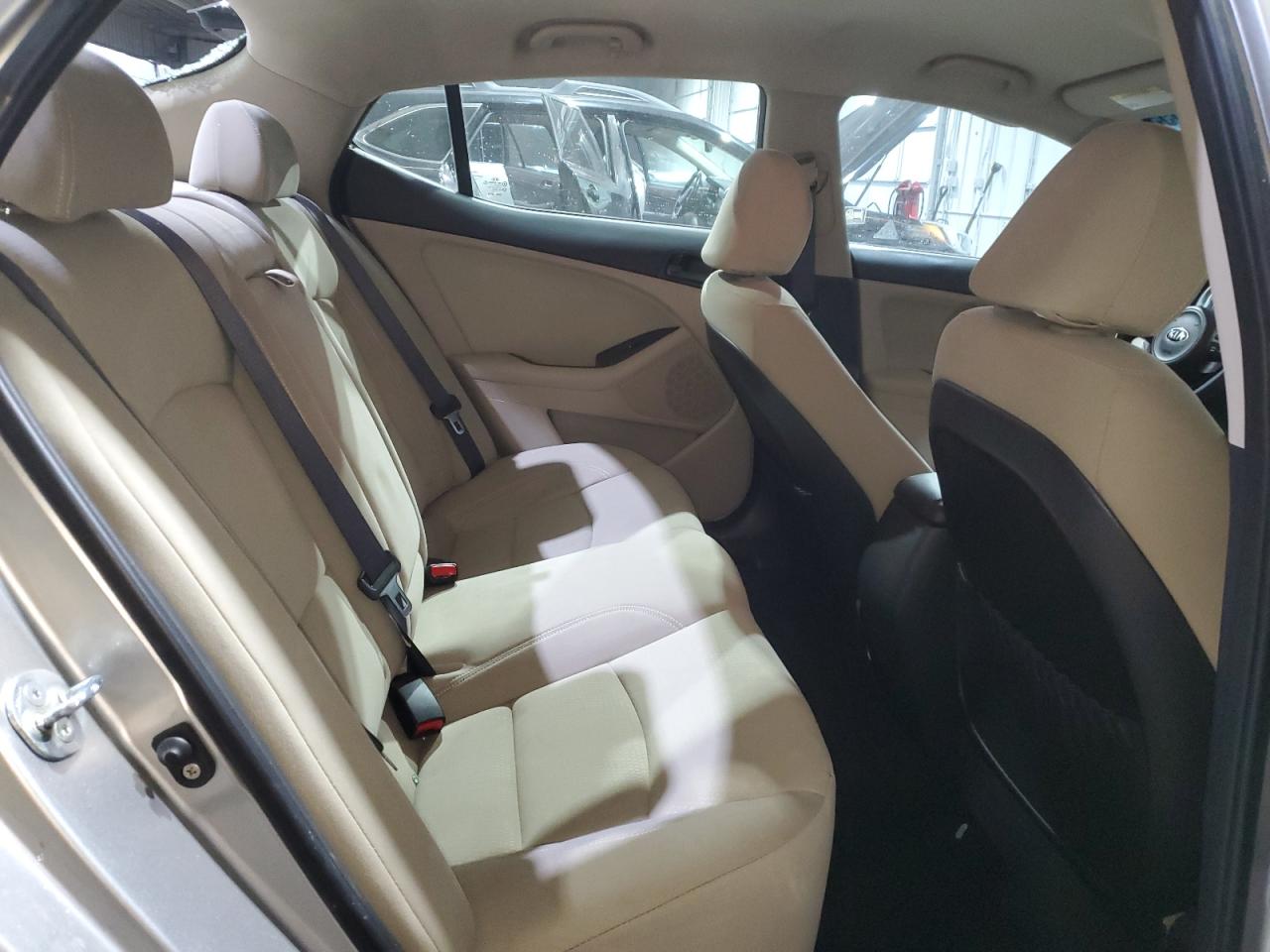2014 Kia Optima - Image 11