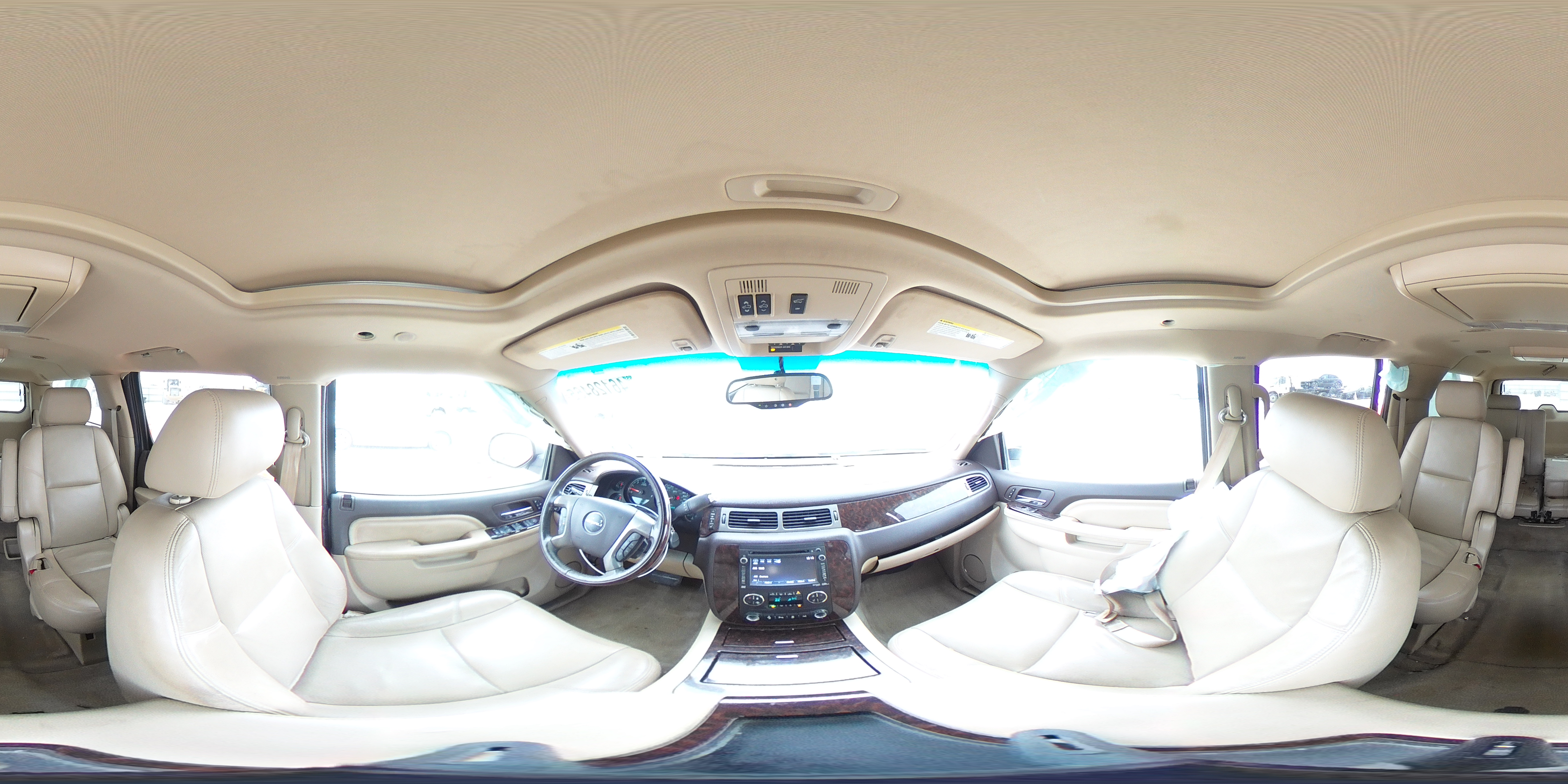 2014 GMC Yukon Xl Denali VIN: 1GKS1MEFXER241761 Lot: 46128465