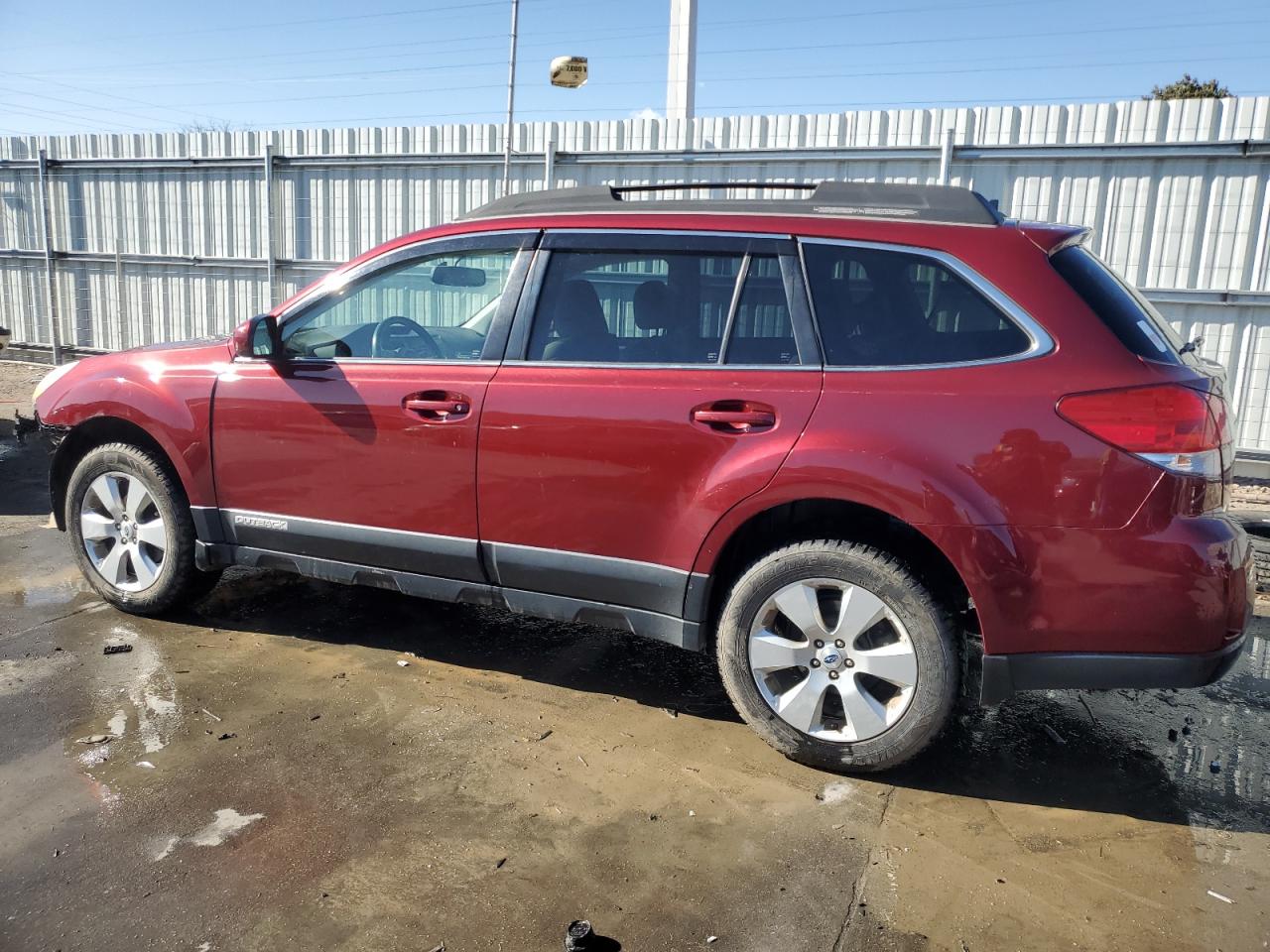 2011 Subaru Outback - Image 2
