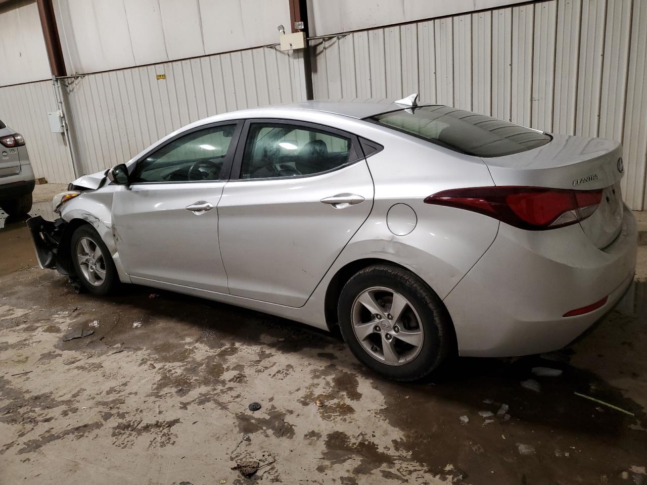 2014 Hyundai Elantra - Image 2